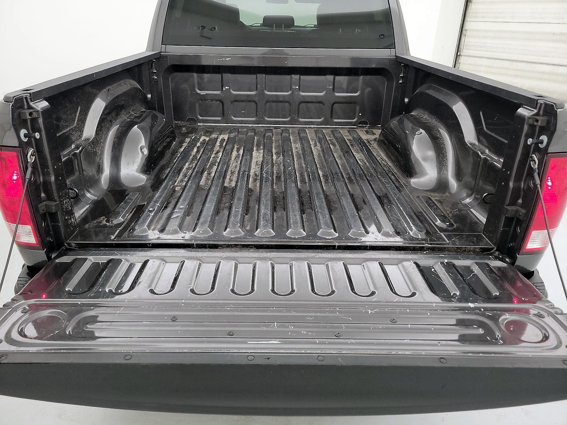 Thumbnail: 2022 RAM 1500 Classic - 20