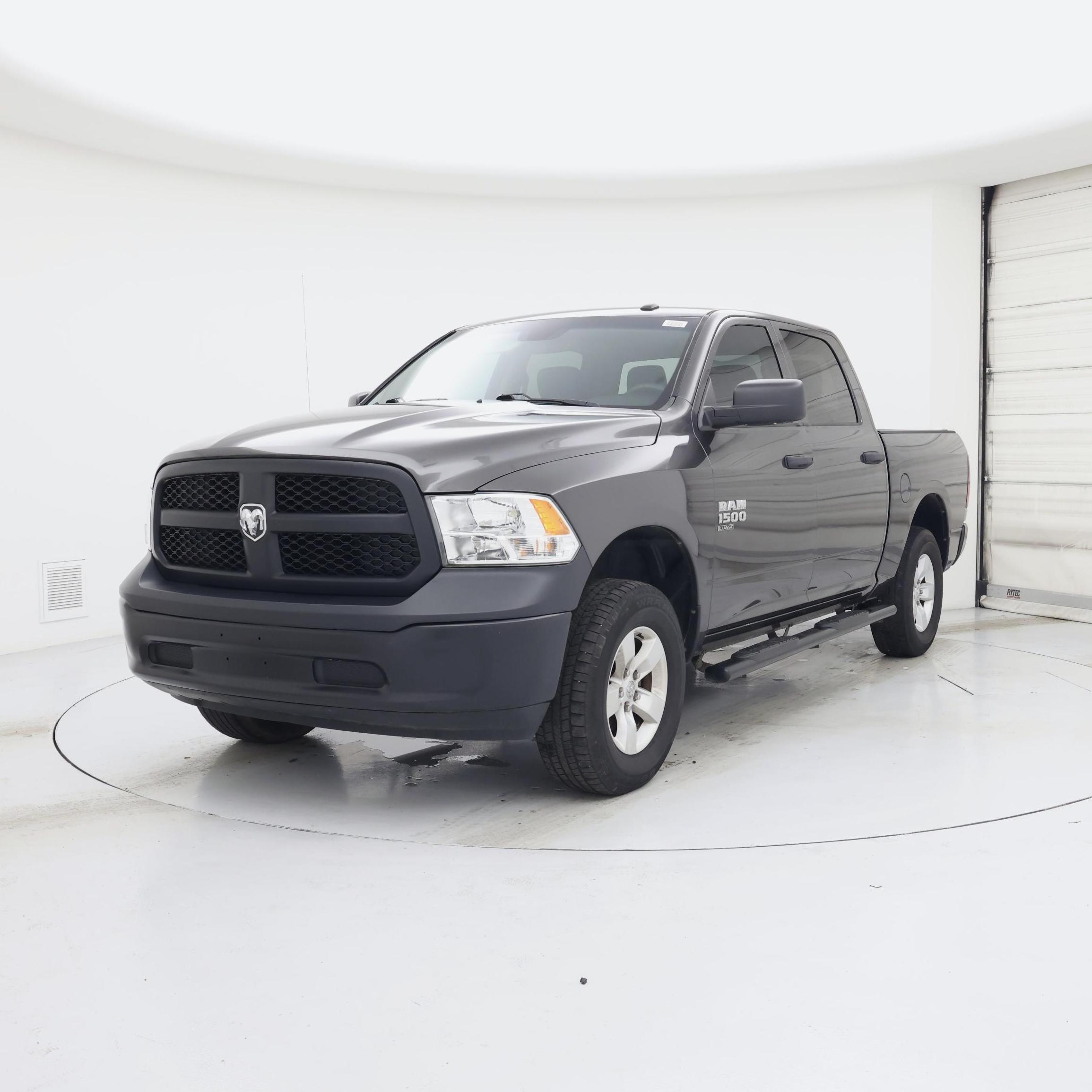 Thumbnail: 2022 RAM 1500 Classic - 4