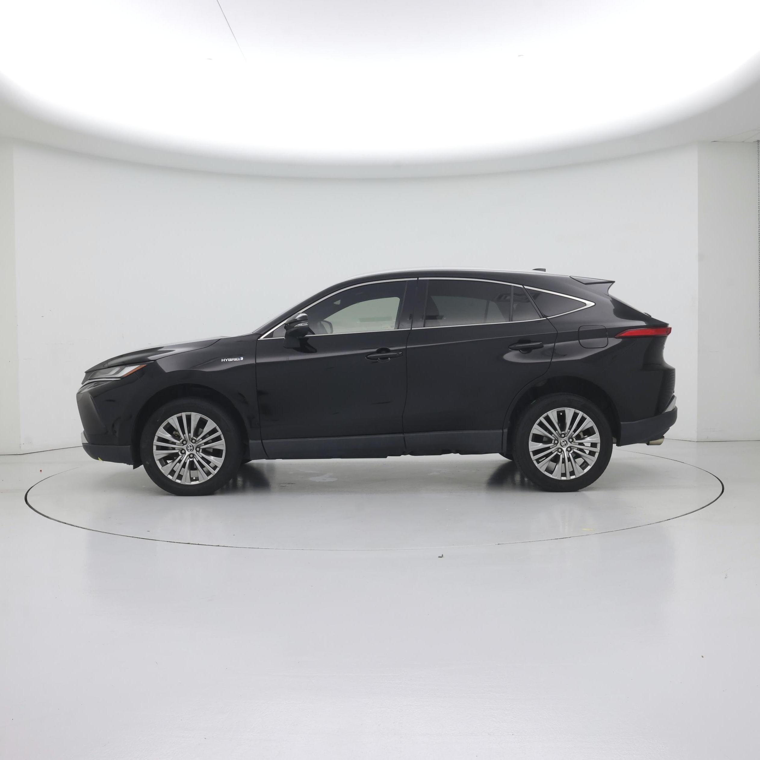 Thumbnail: 2021 Toyota Venza - 3