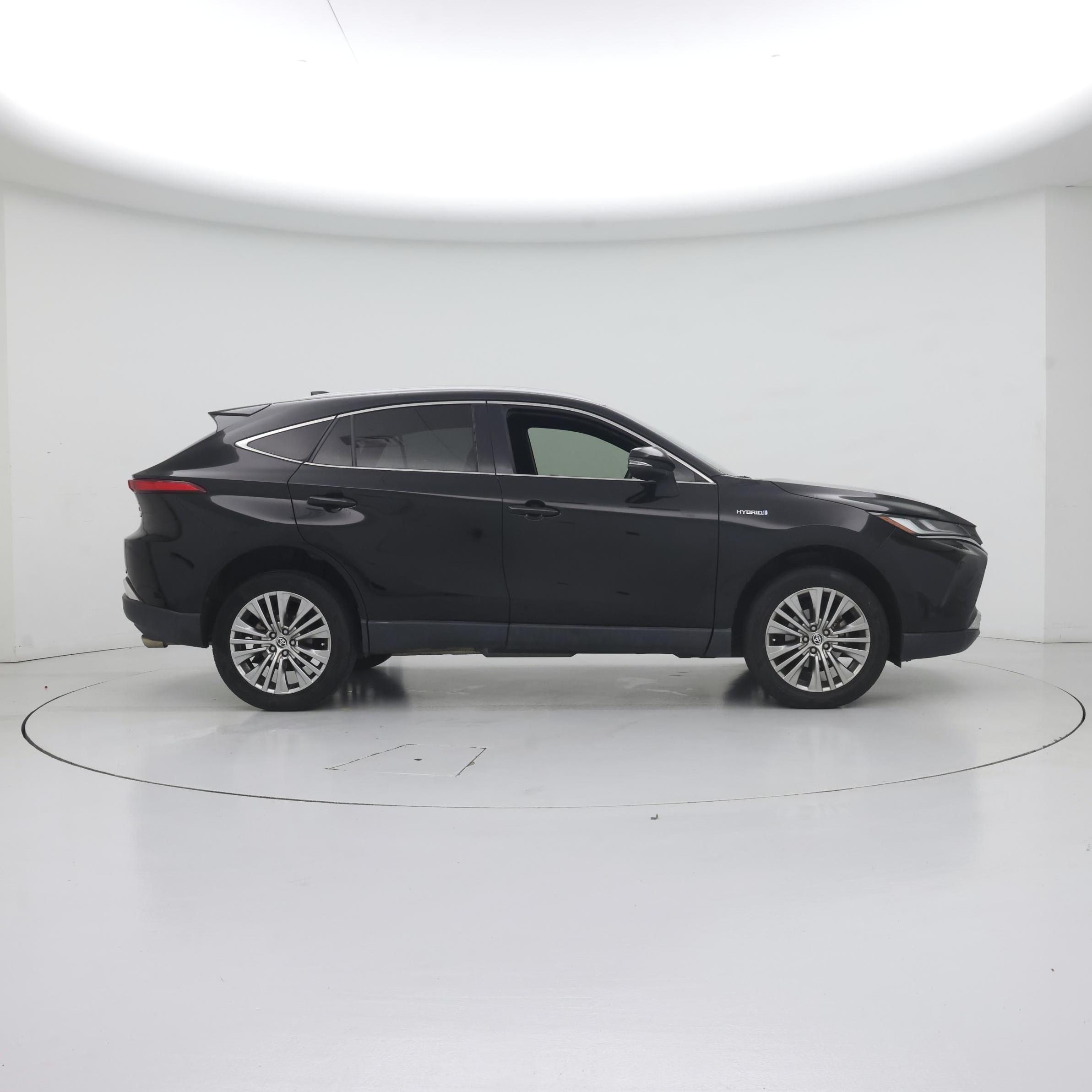 Thumbnail: 2021 Toyota Venza - 7