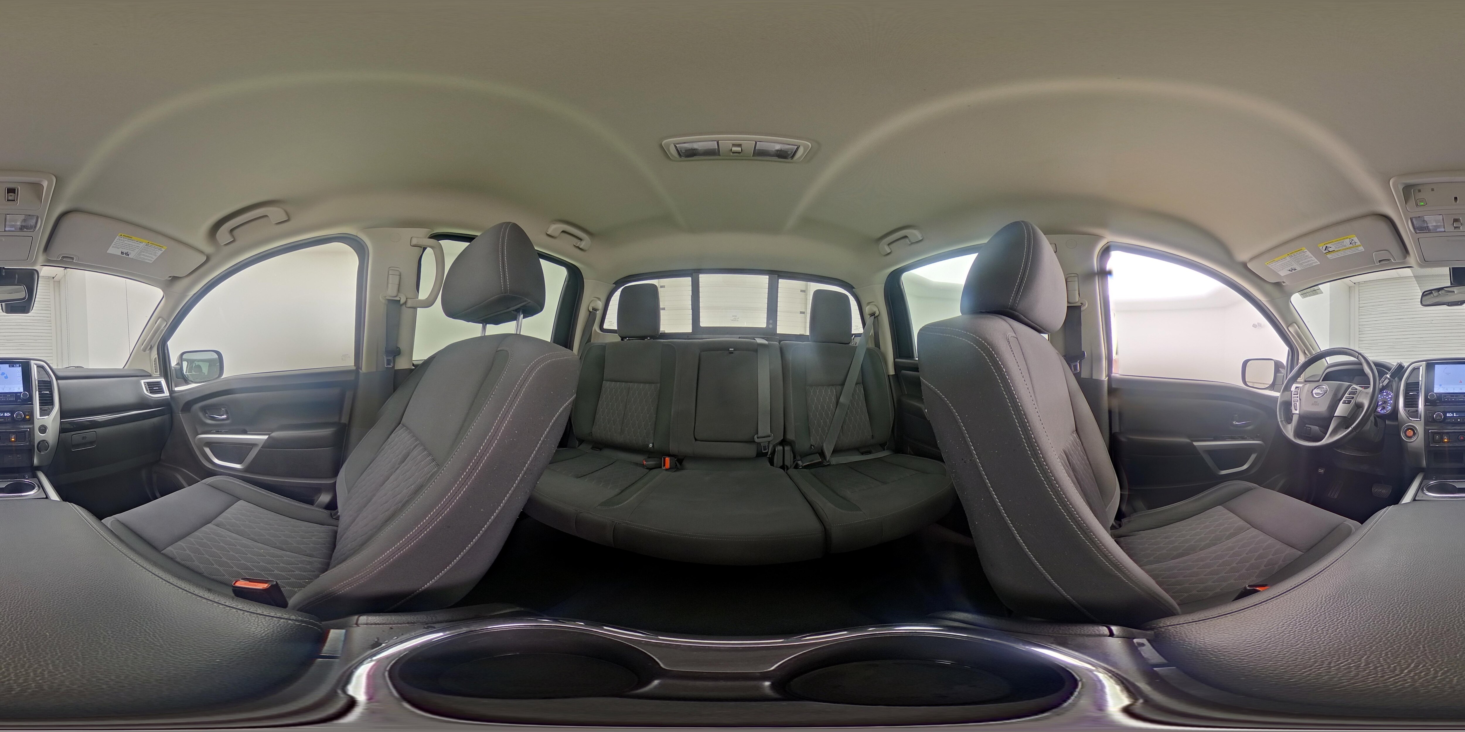 2021 Nissan Titan SV - Photo 25