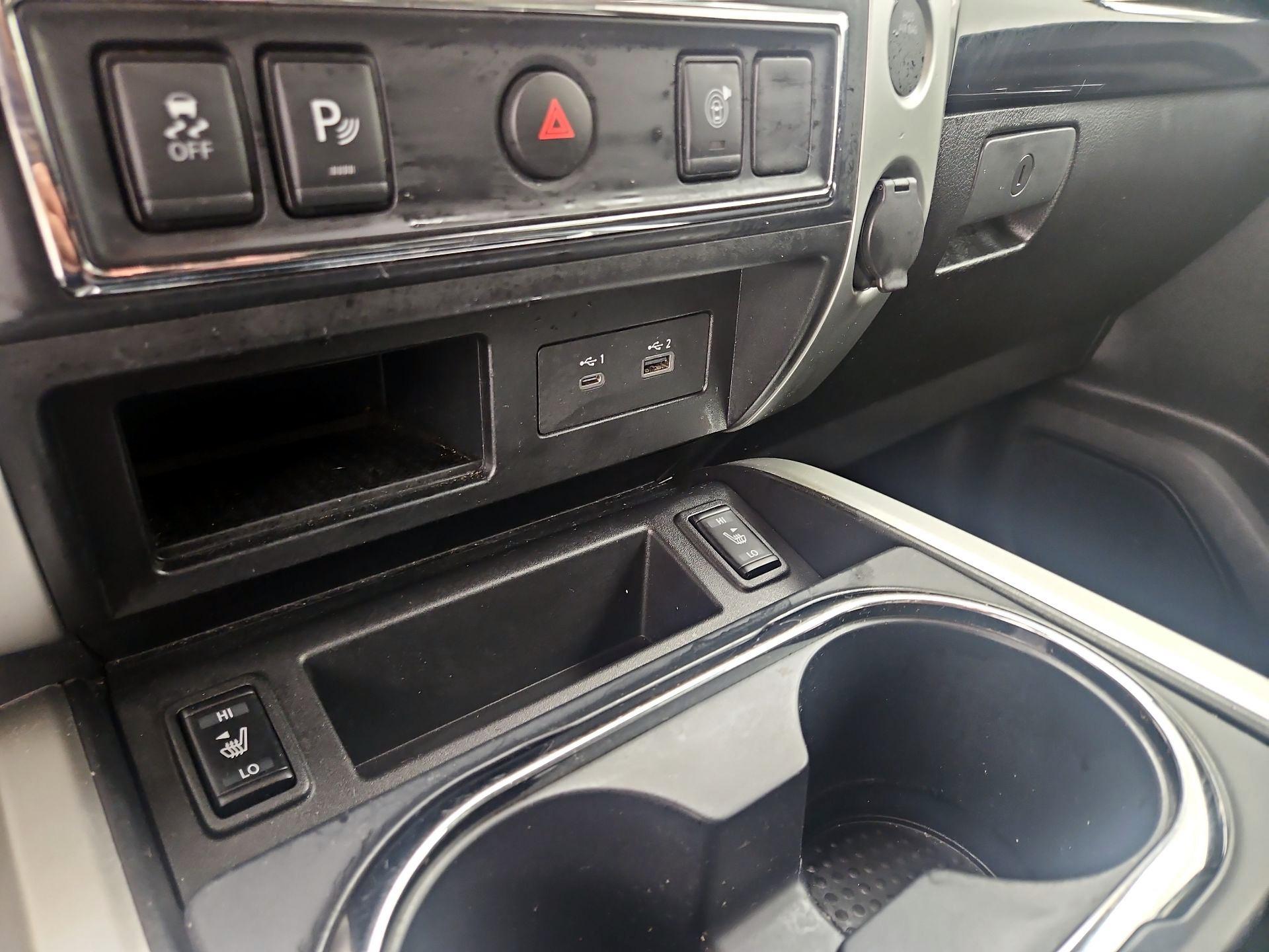 Thumbnail: 2021 Nissan Titan - 19