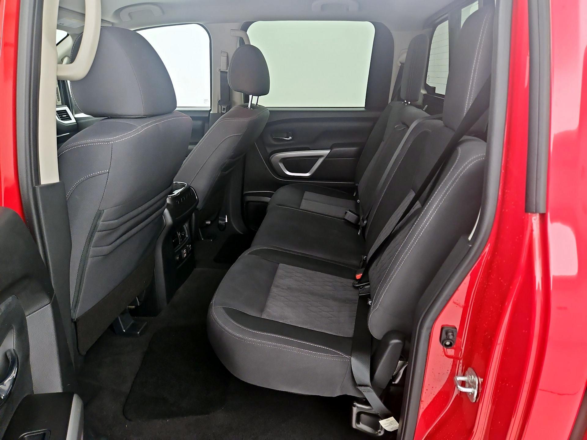 Thumbnail: 2021 Nissan Titan - 20