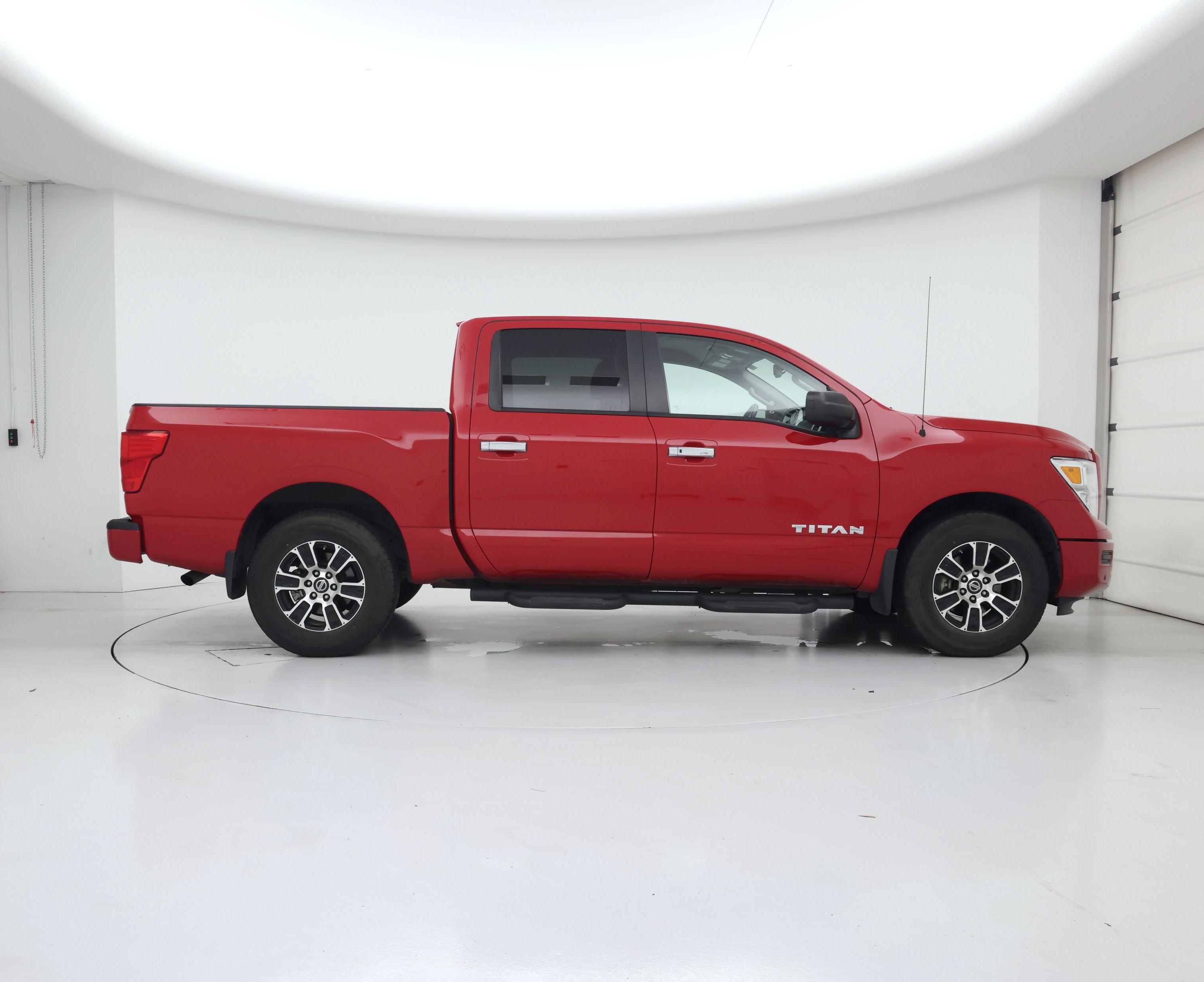 Thumbnail: 2021 Nissan Titan - 7