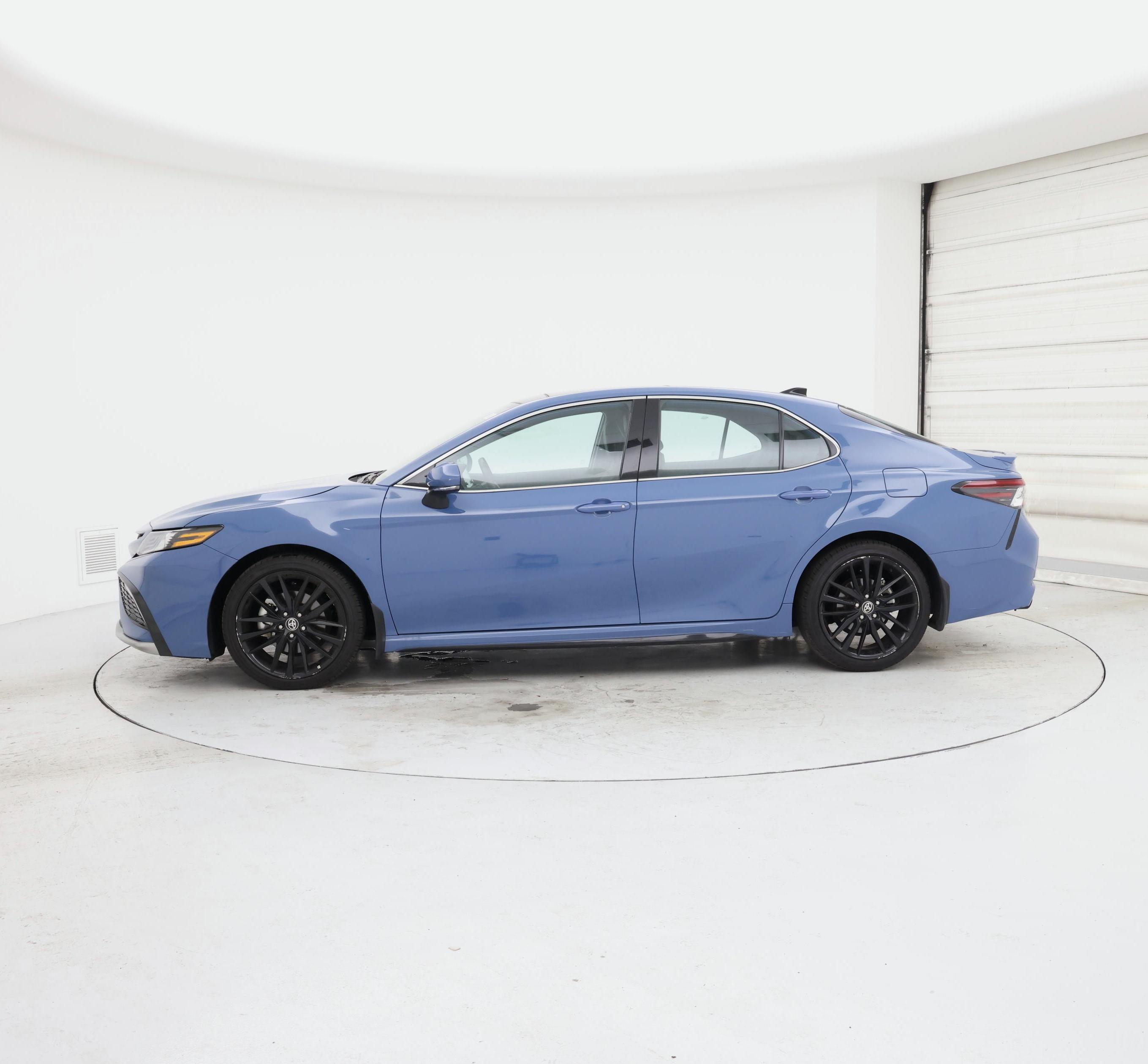 Thumbnail: 2024 Toyota Camry - 3