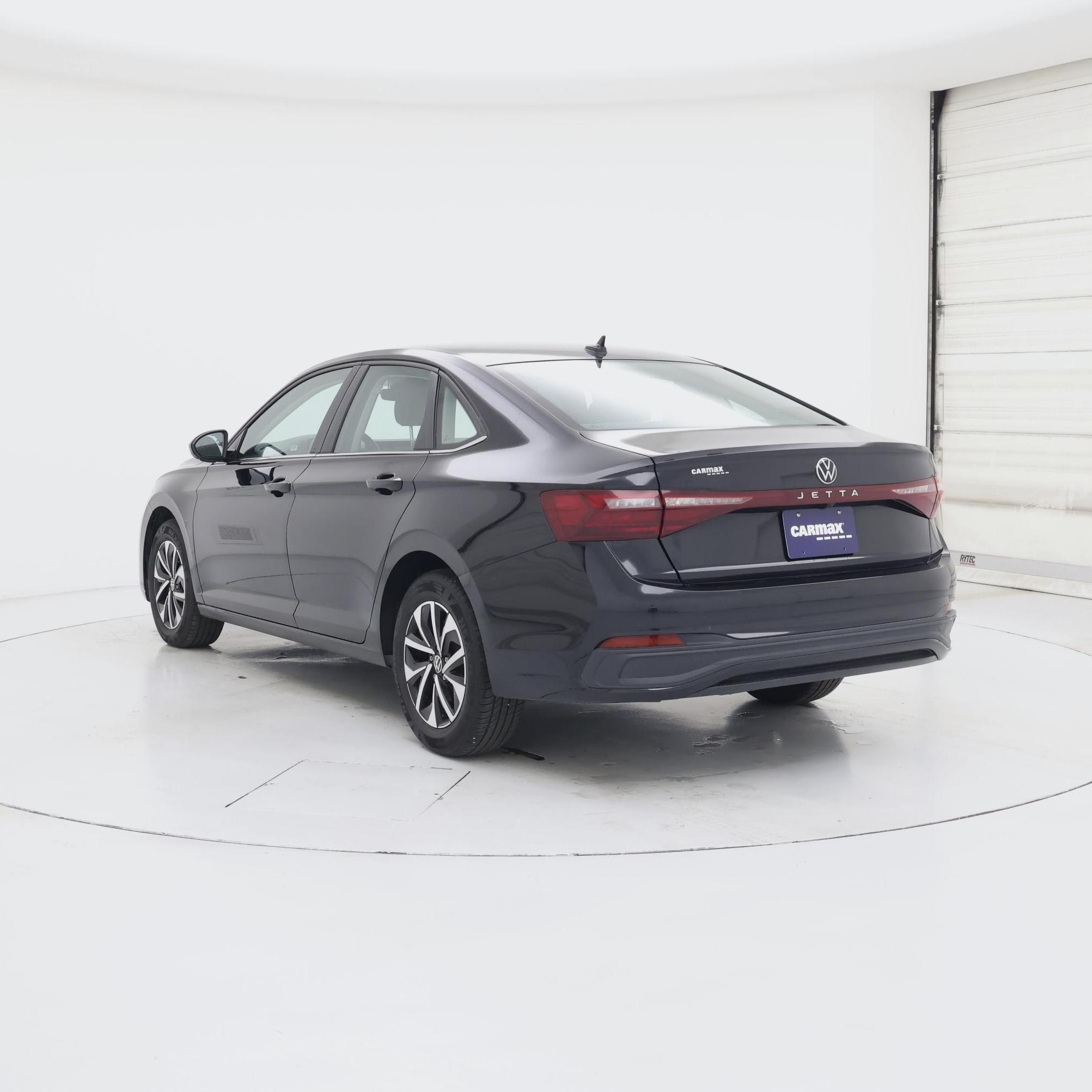 Thumbnail: 2025 Volkswagen Jetta - 2