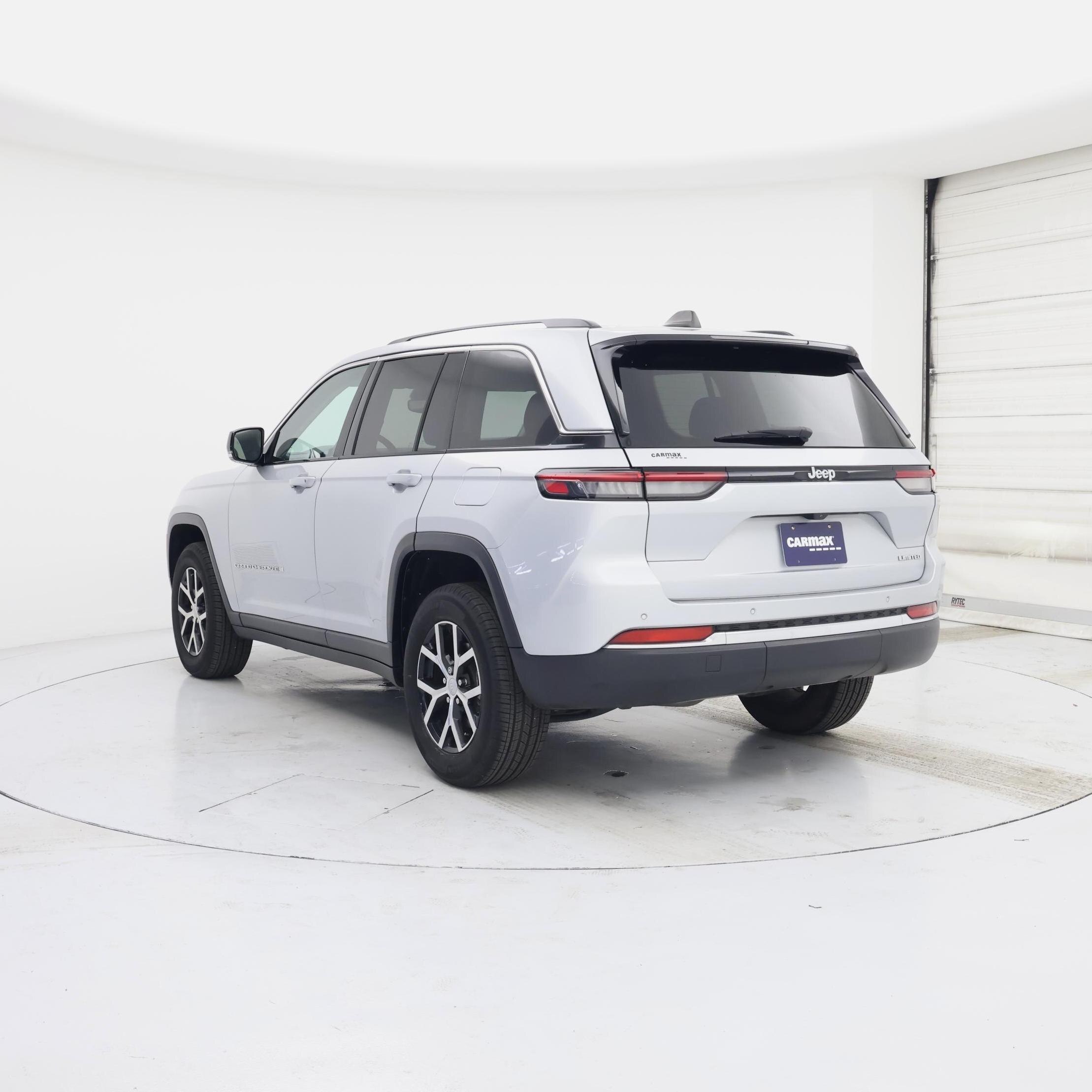 Thumbnail: 2023 Jeep Grand Cherokee - 2