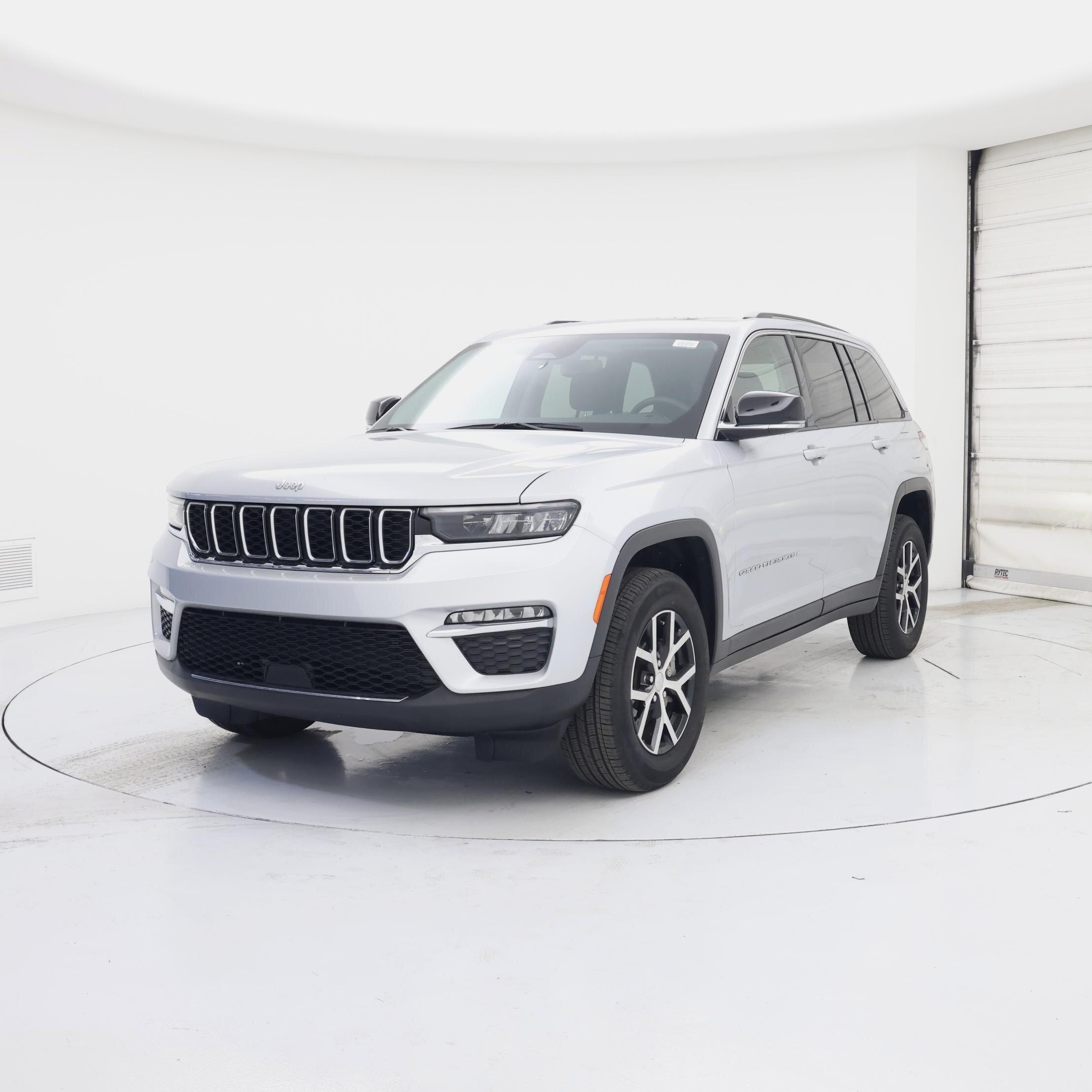 Thumbnail: 2023 Jeep Grand Cherokee - 4