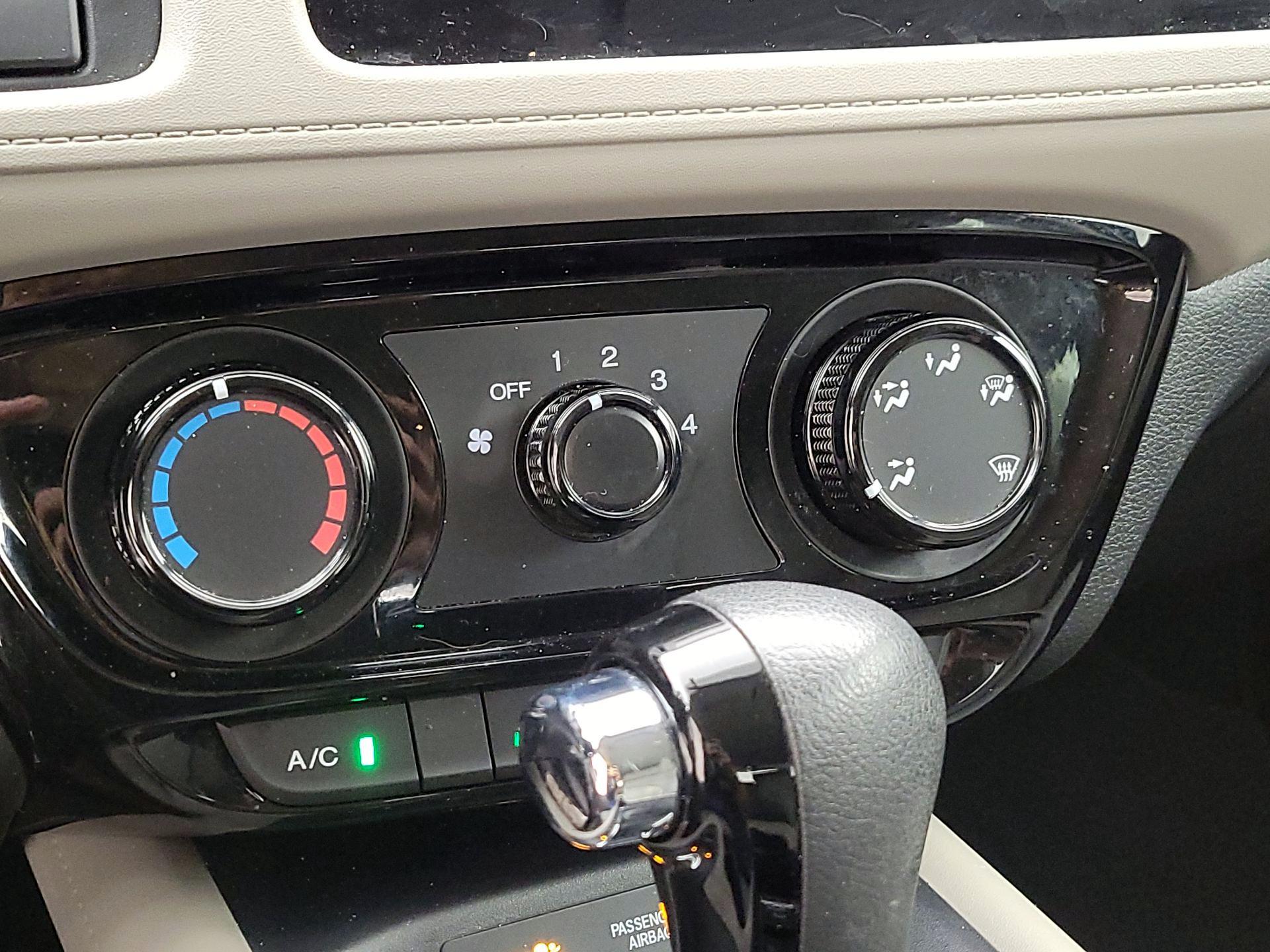 Thumbnail: 2021 Honda HR-V - 16