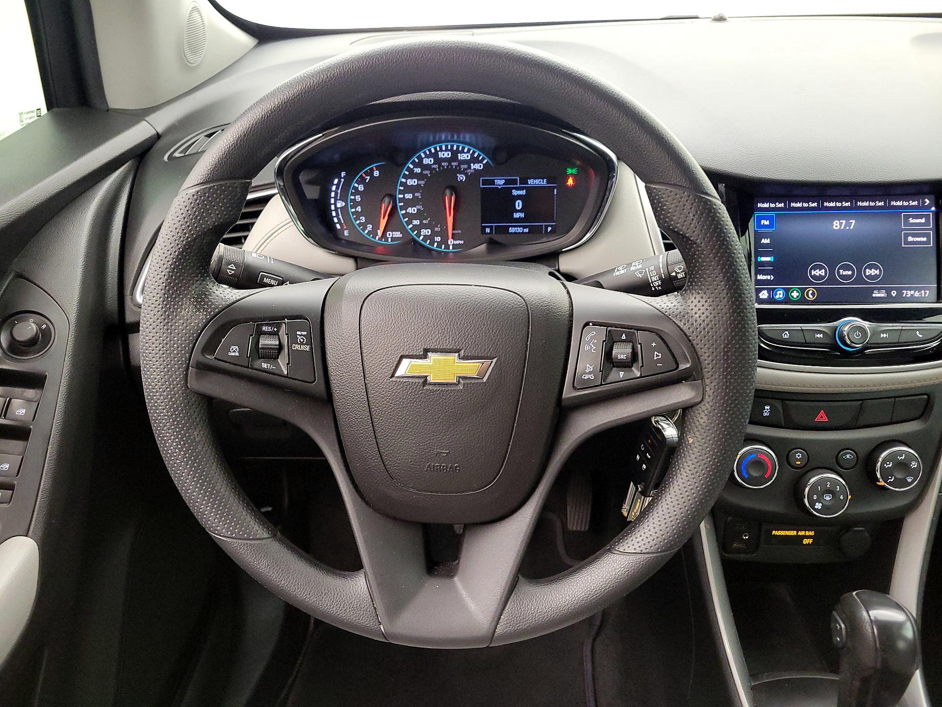 Thumbnail: 2021 Chevrolet Trax - 10