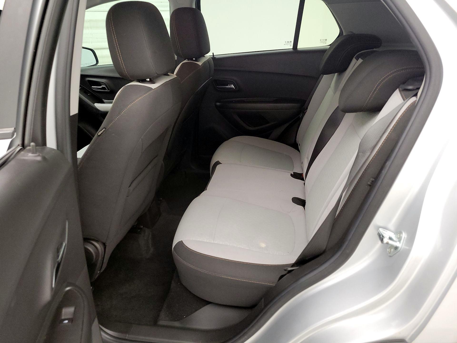 Thumbnail: 2021 Chevrolet Trax - 20