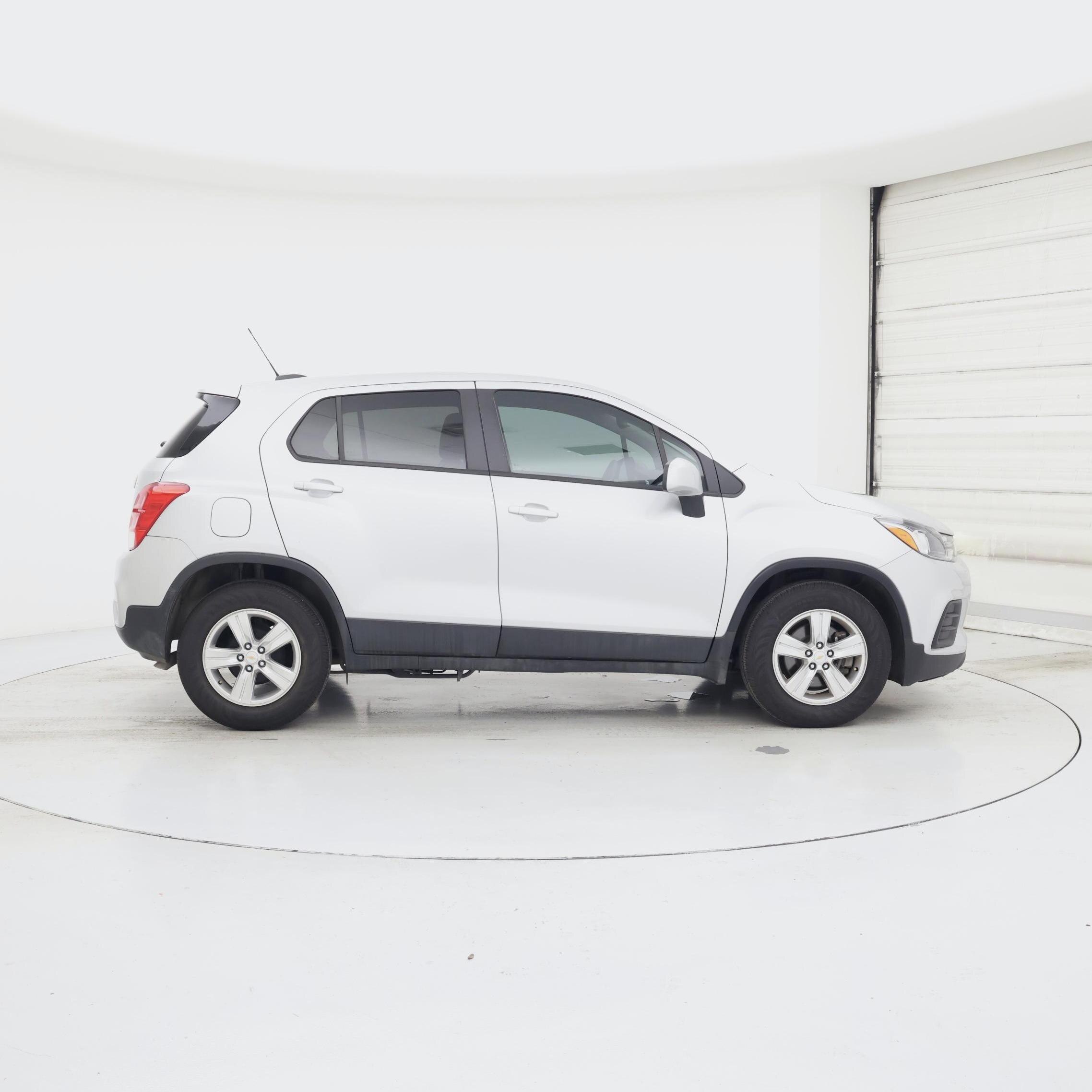Thumbnail: 2021 Chevrolet Trax - 7