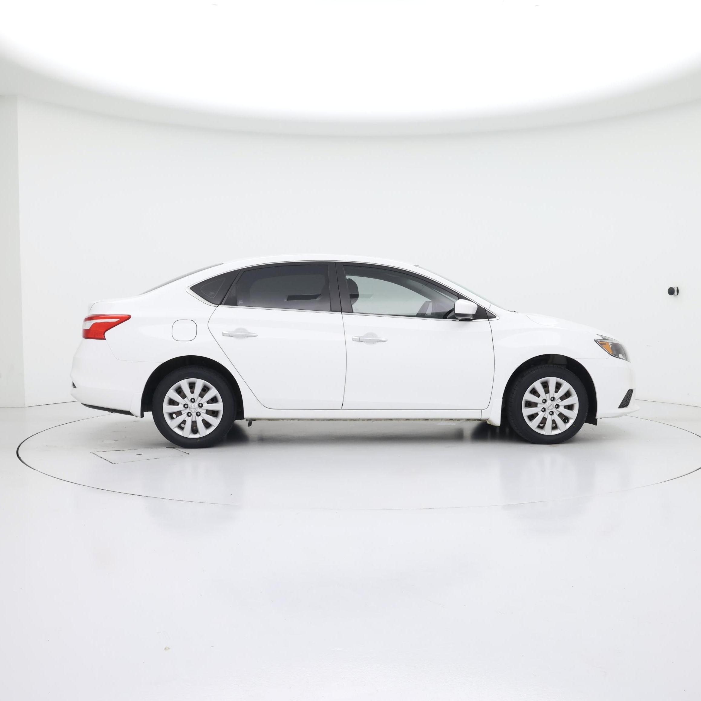 Thumbnail: 2019 Nissan Sentra - 7