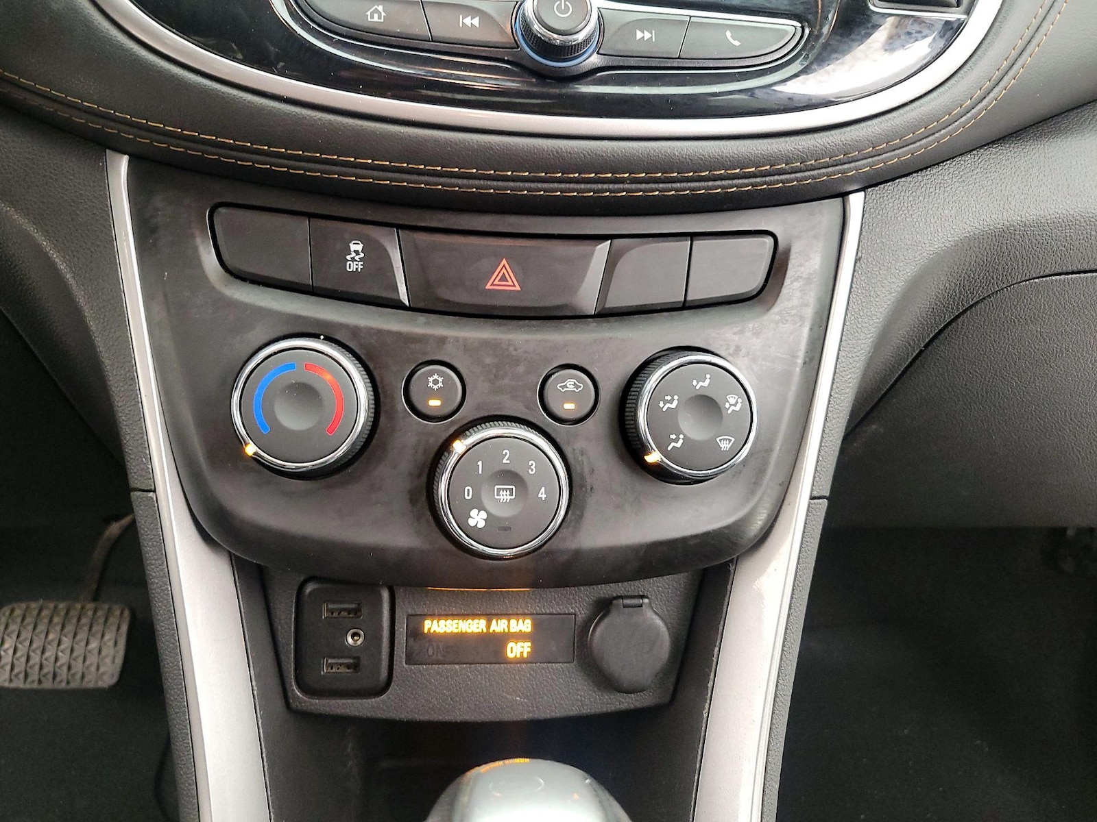 2022 Chevrolet Trax LT - Photo 17