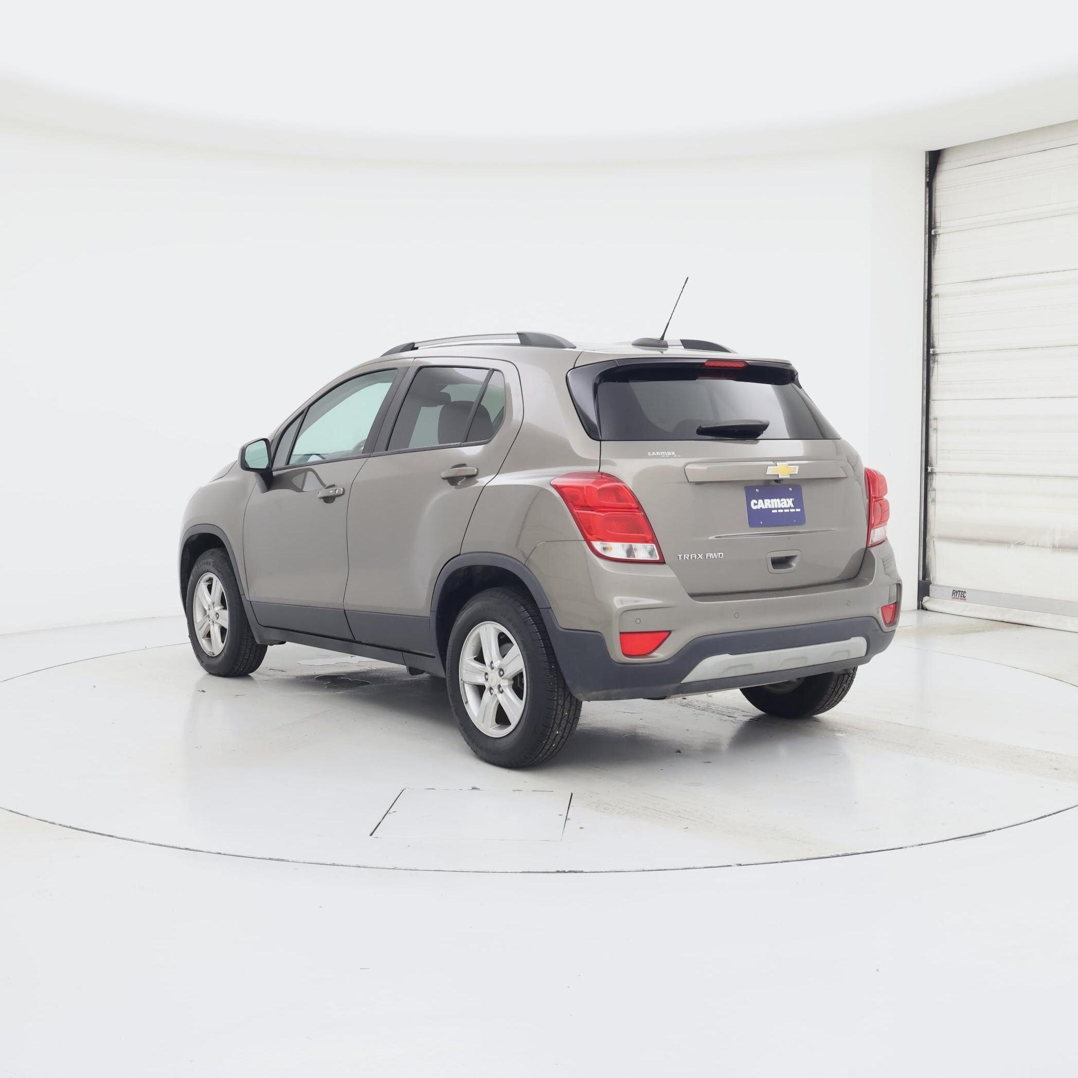 Thumbnail: 2022 Chevrolet Trax - 2