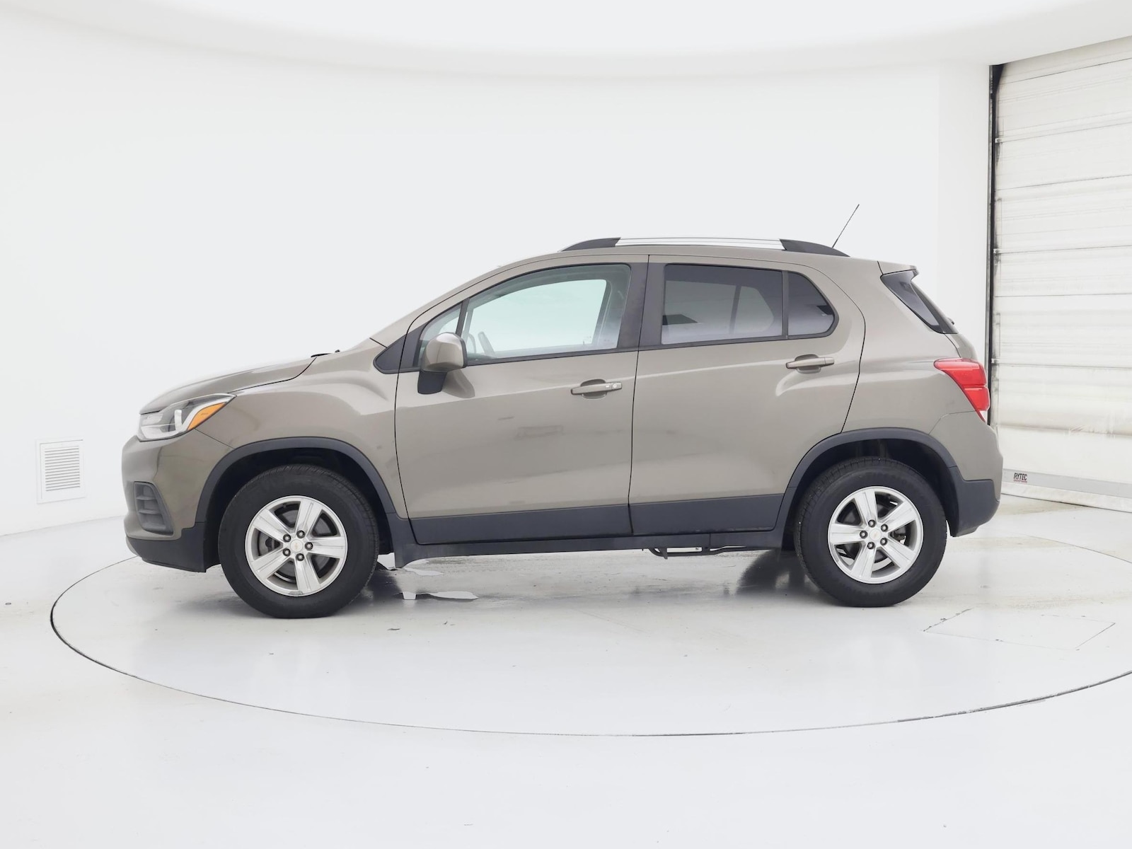 2022 Chevrolet Trax LT - Photo 4