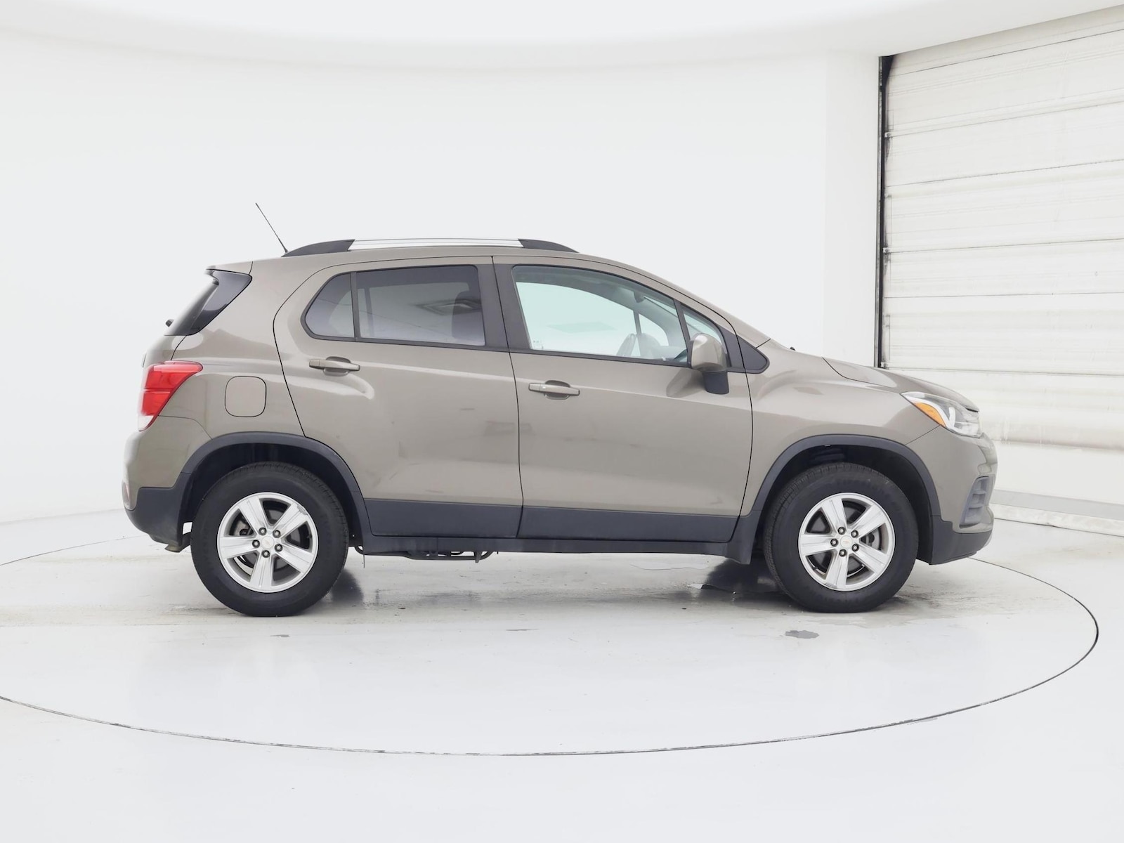 2022 Chevrolet Trax LT - Photo 8