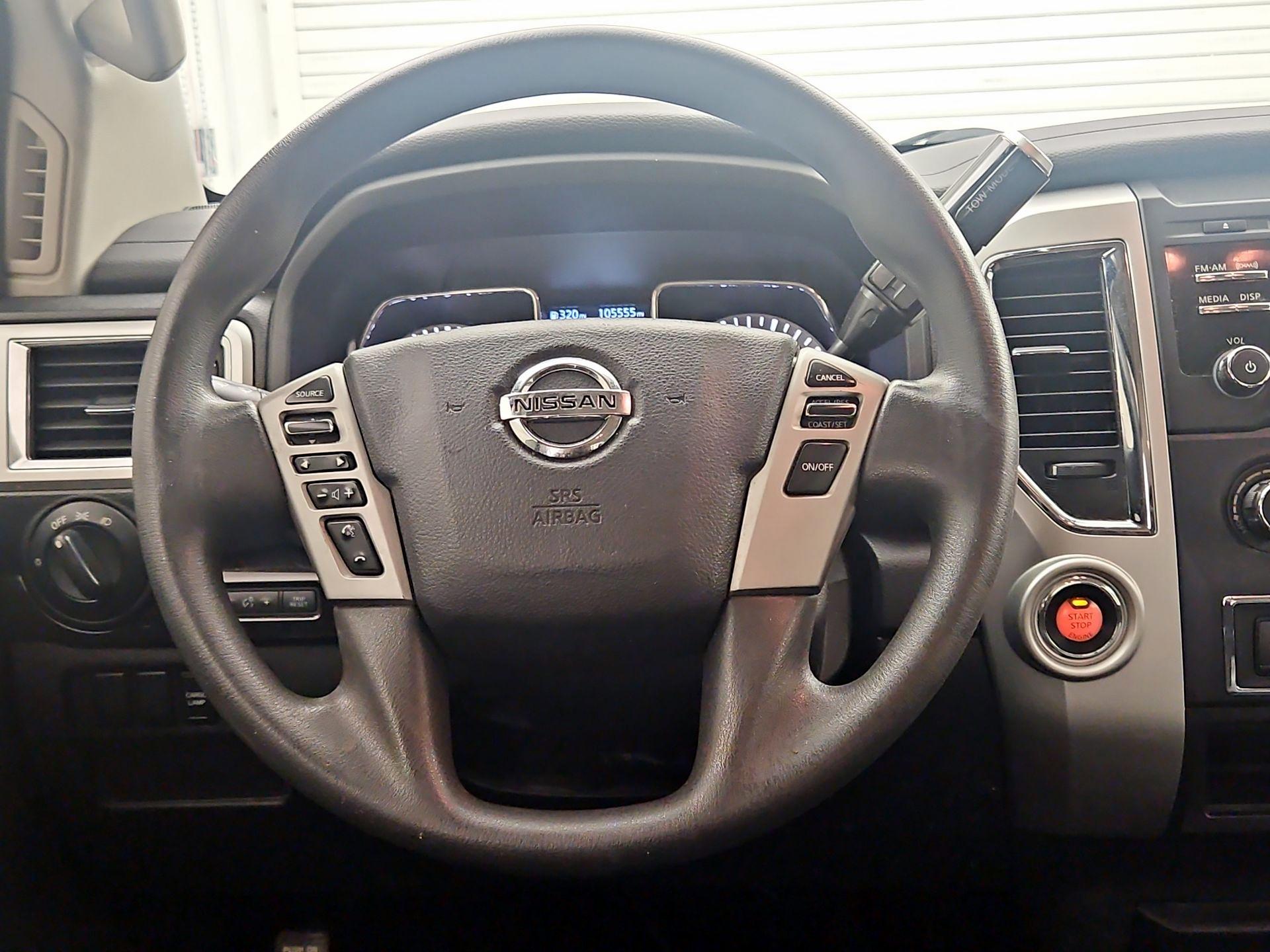 Thumbnail: 2017 Nissan Titan - 10