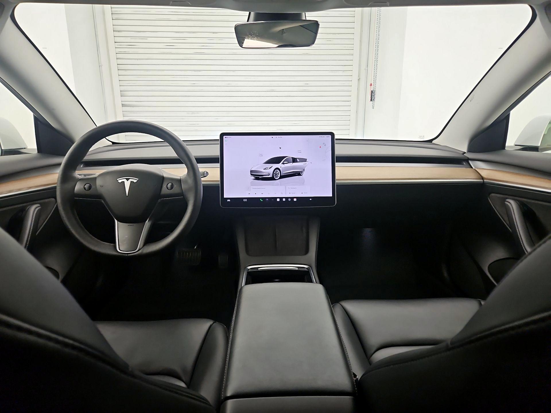 Thumbnail: 2022 Tesla Model 3 - 9
