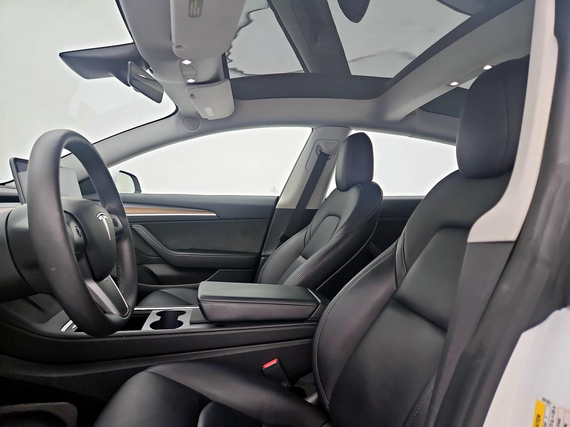 Thumbnail: 2022 Tesla Model 3 - 18