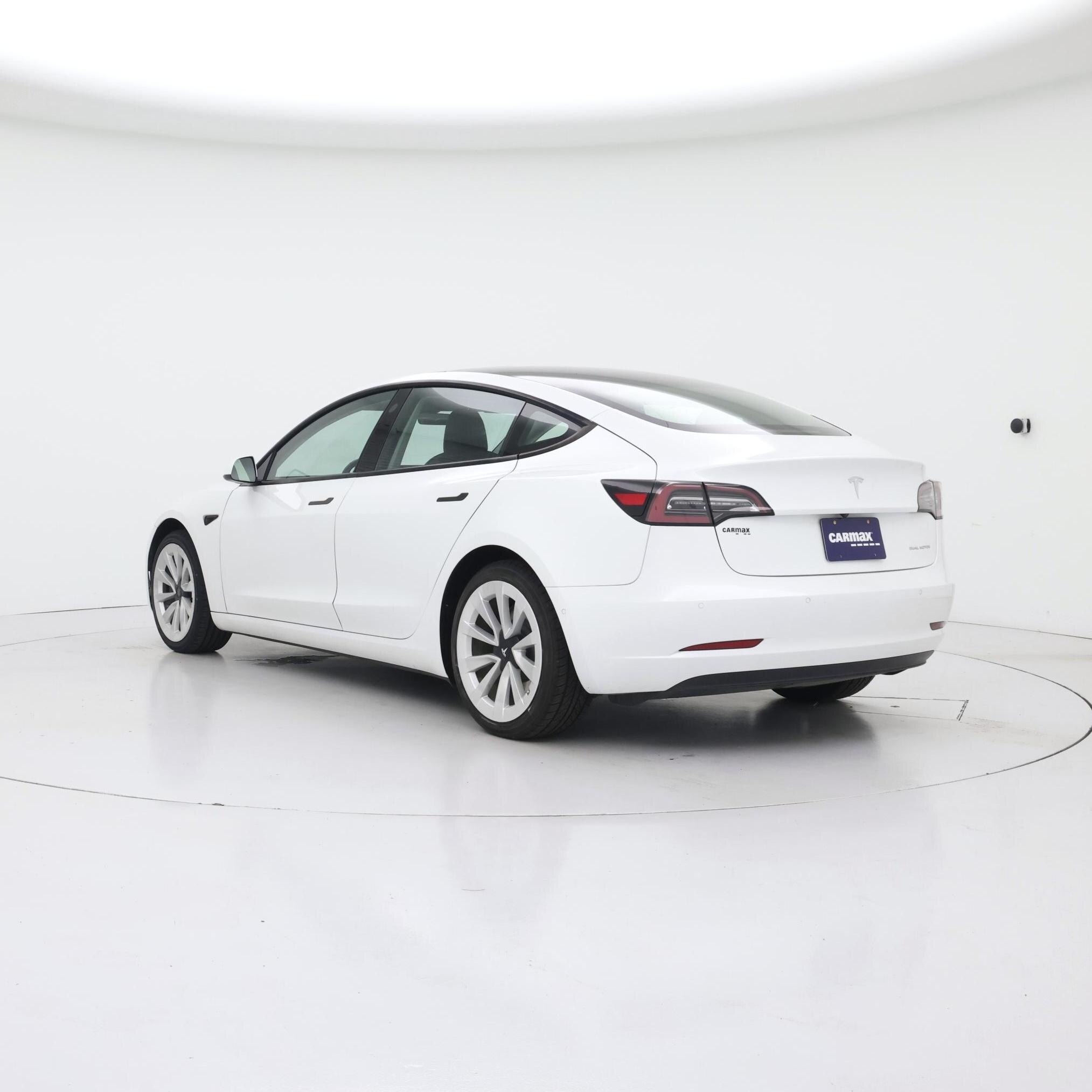 Thumbnail: 2022 Tesla Model 3 - 2
