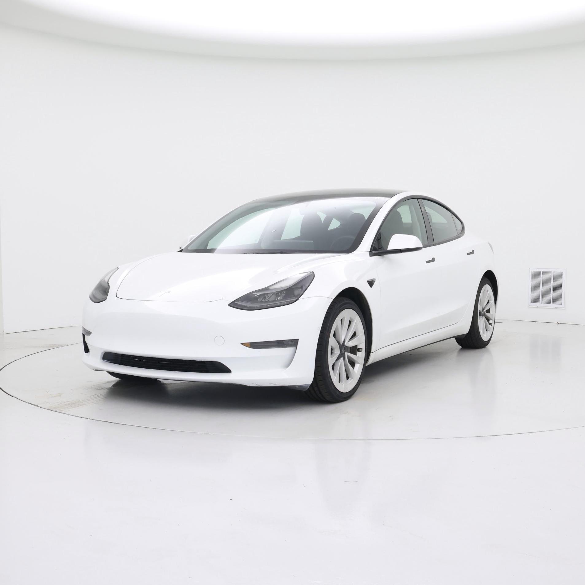 Thumbnail: 2022 Tesla Model 3 - 4