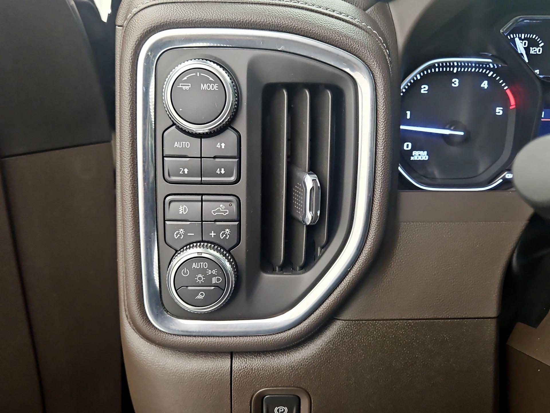 Thumbnail: 2023 GMC Sierra 3500 - 13