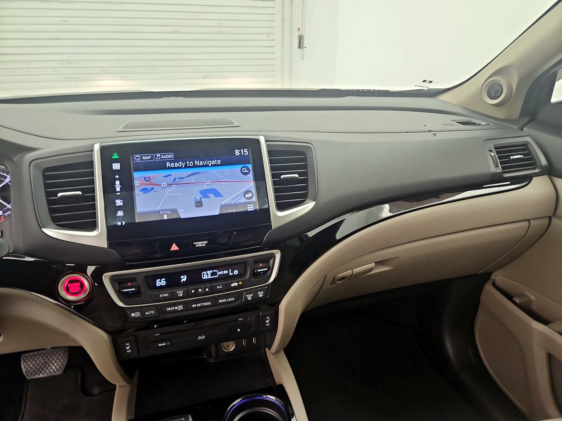Thumbnail: 2016 Honda Pilot - 9