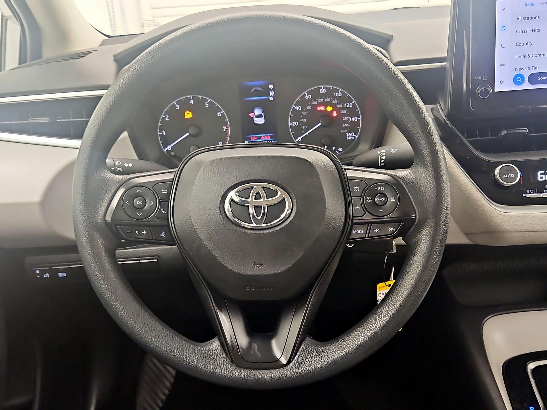 Thumbnail: 2023 Toyota Corolla - 10