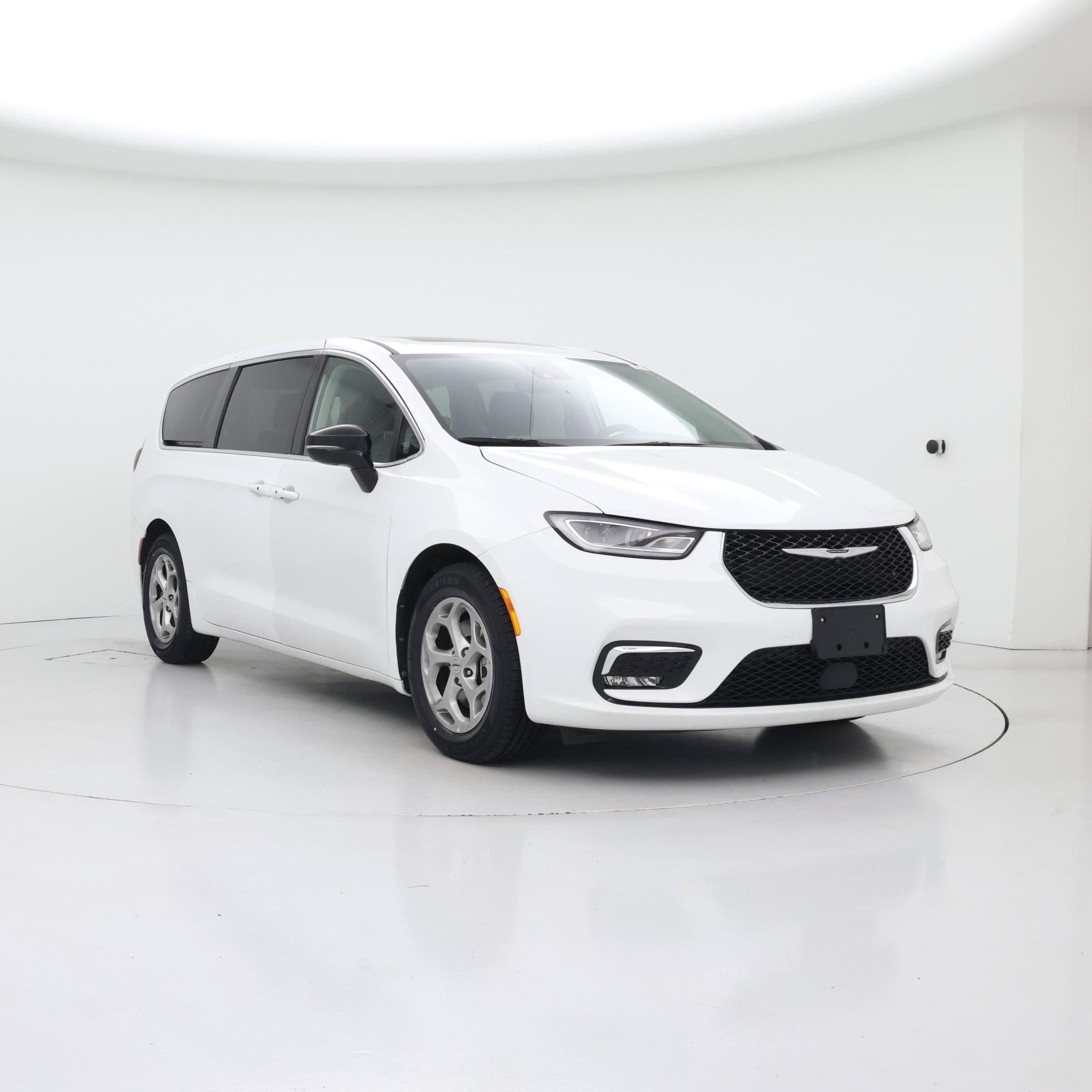 White 2024 Chrysler Pacifica Minivan Front-Wheel Drive Automatic