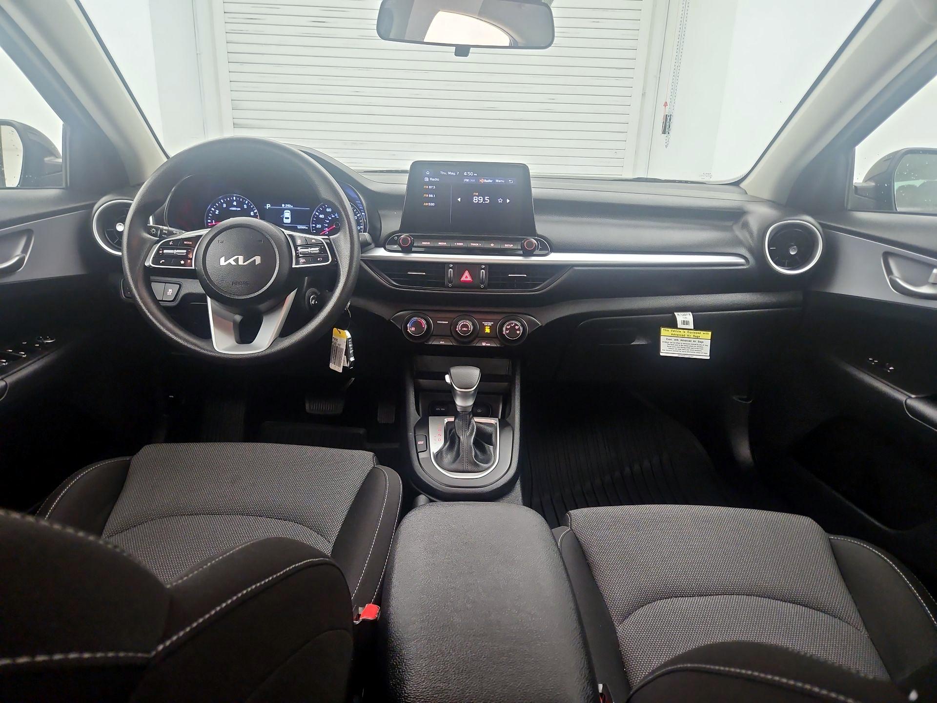 Thumbnail: 2024 Kia Forte - 9