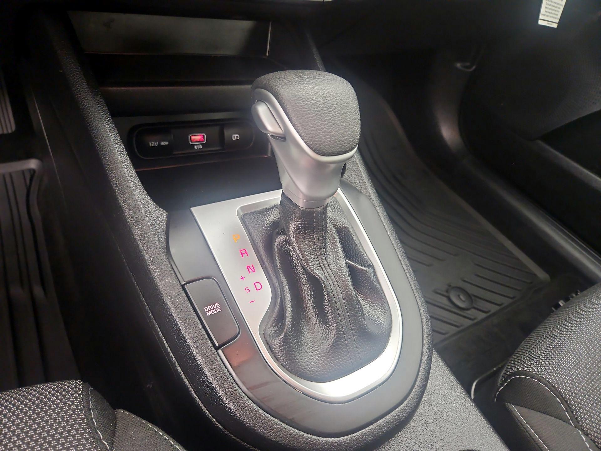 Thumbnail: 2024 Kia Forte - 17