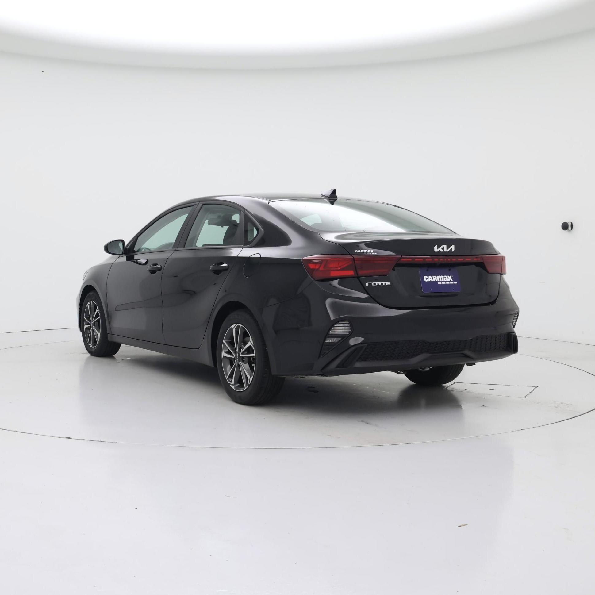 Thumbnail: 2024 Kia Forte - 2