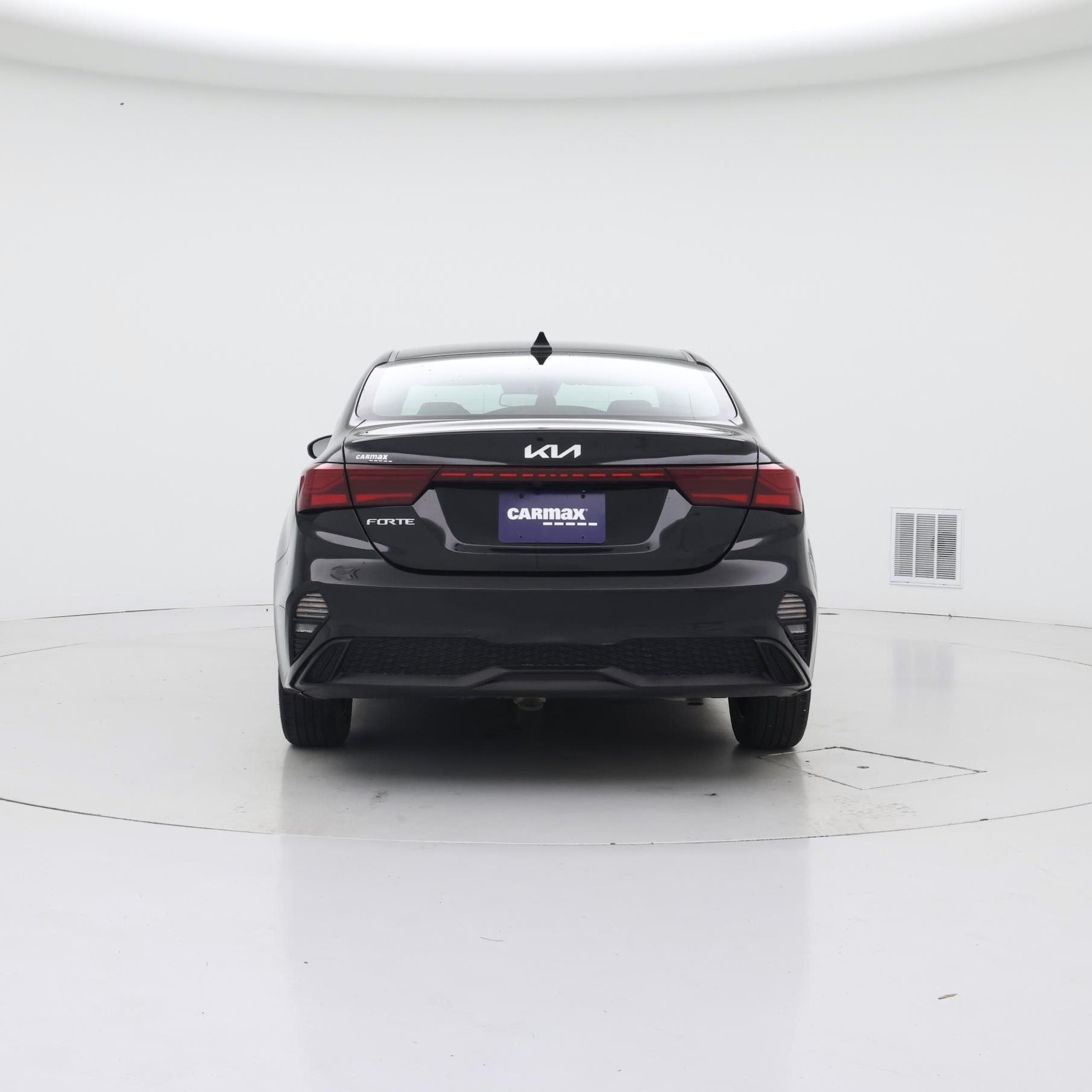 Thumbnail: 2024 Kia Forte - 6