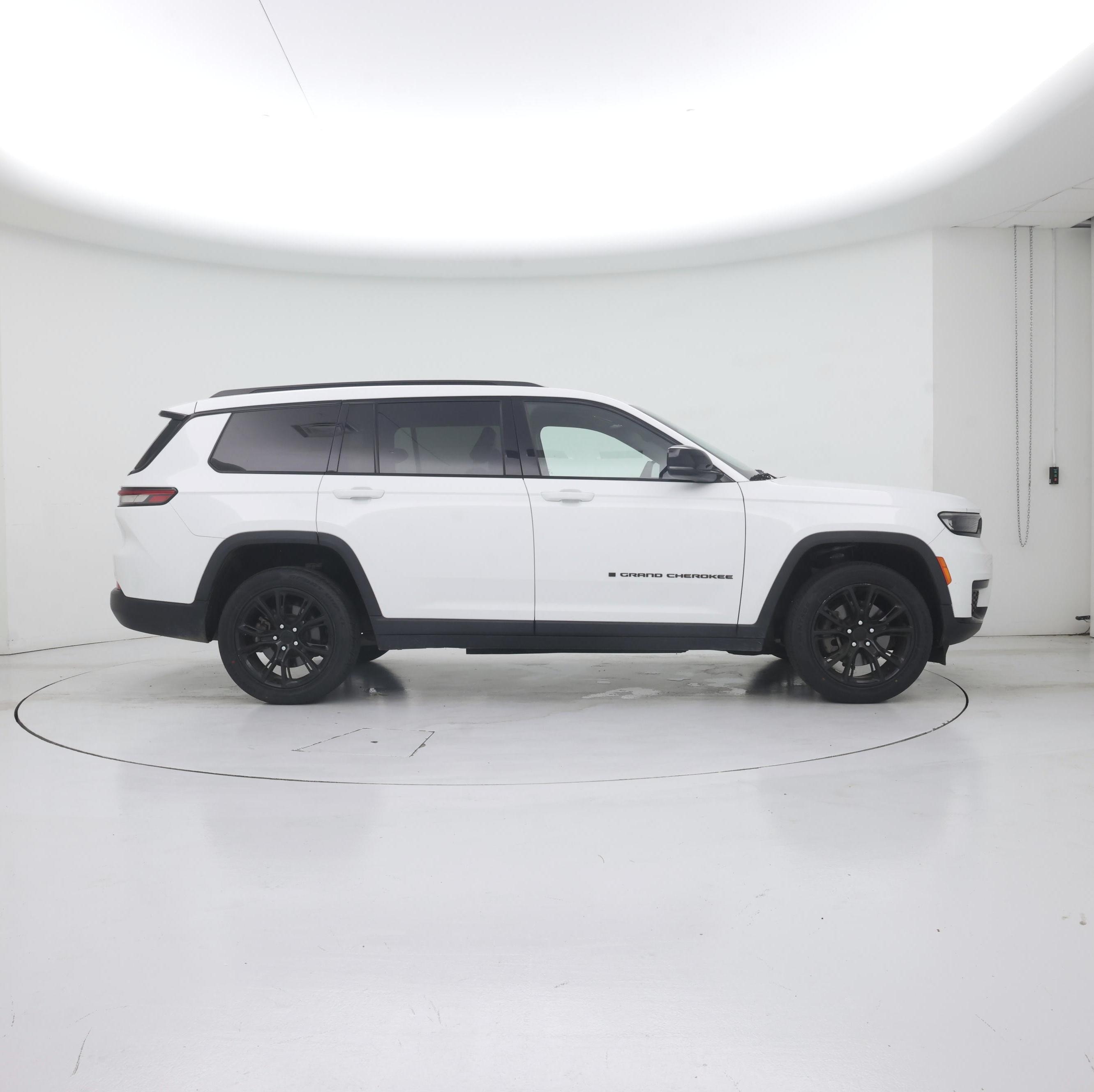 Thumbnail: 2023 Jeep Grand Cherokee L - 7