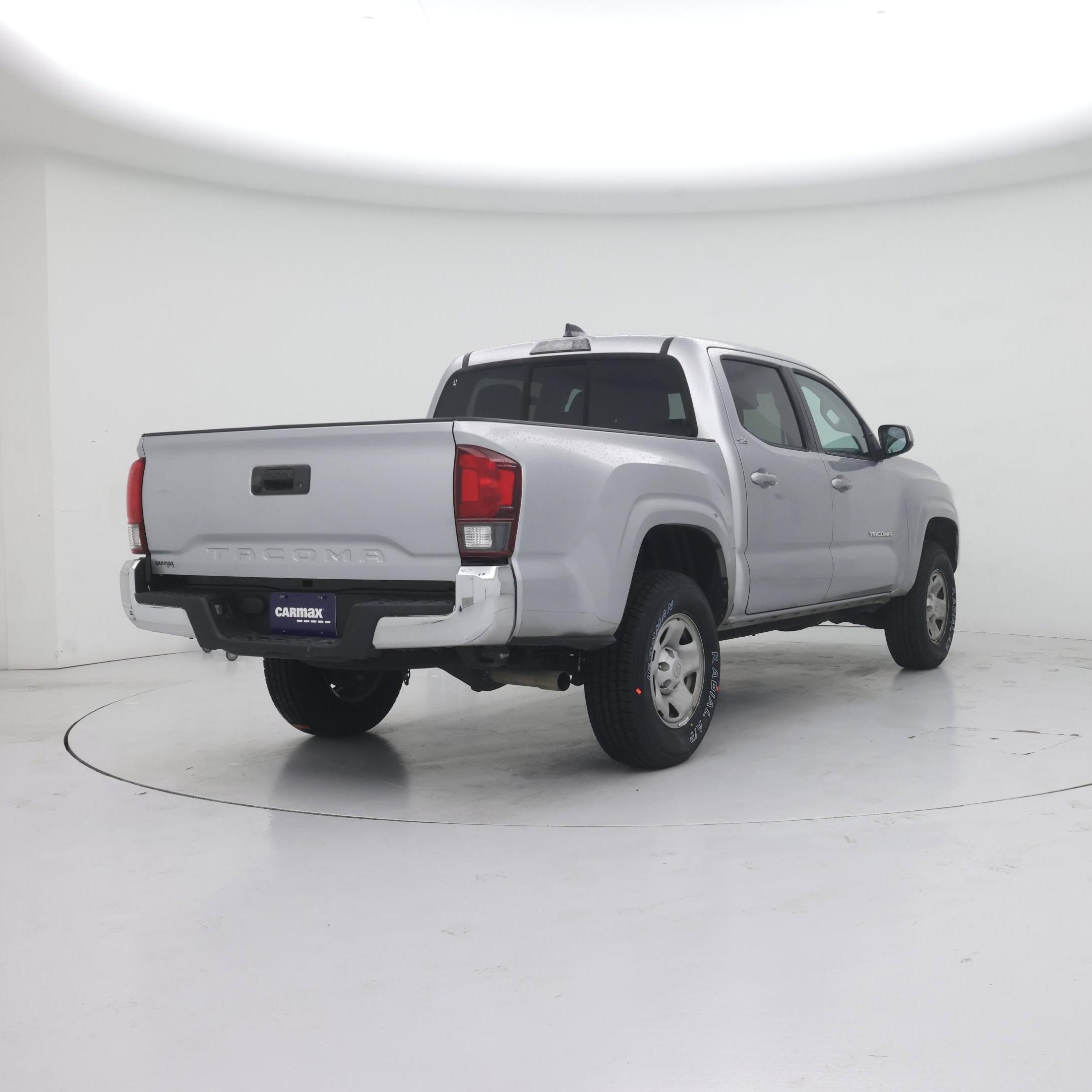 Thumbnail: 2022 Toyota Tacoma - 8