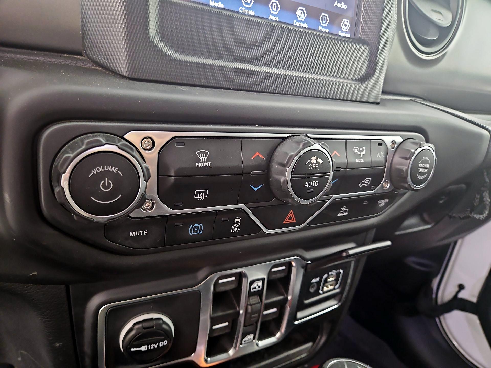 Thumbnail: 2023 Jeep Wrangler - 14