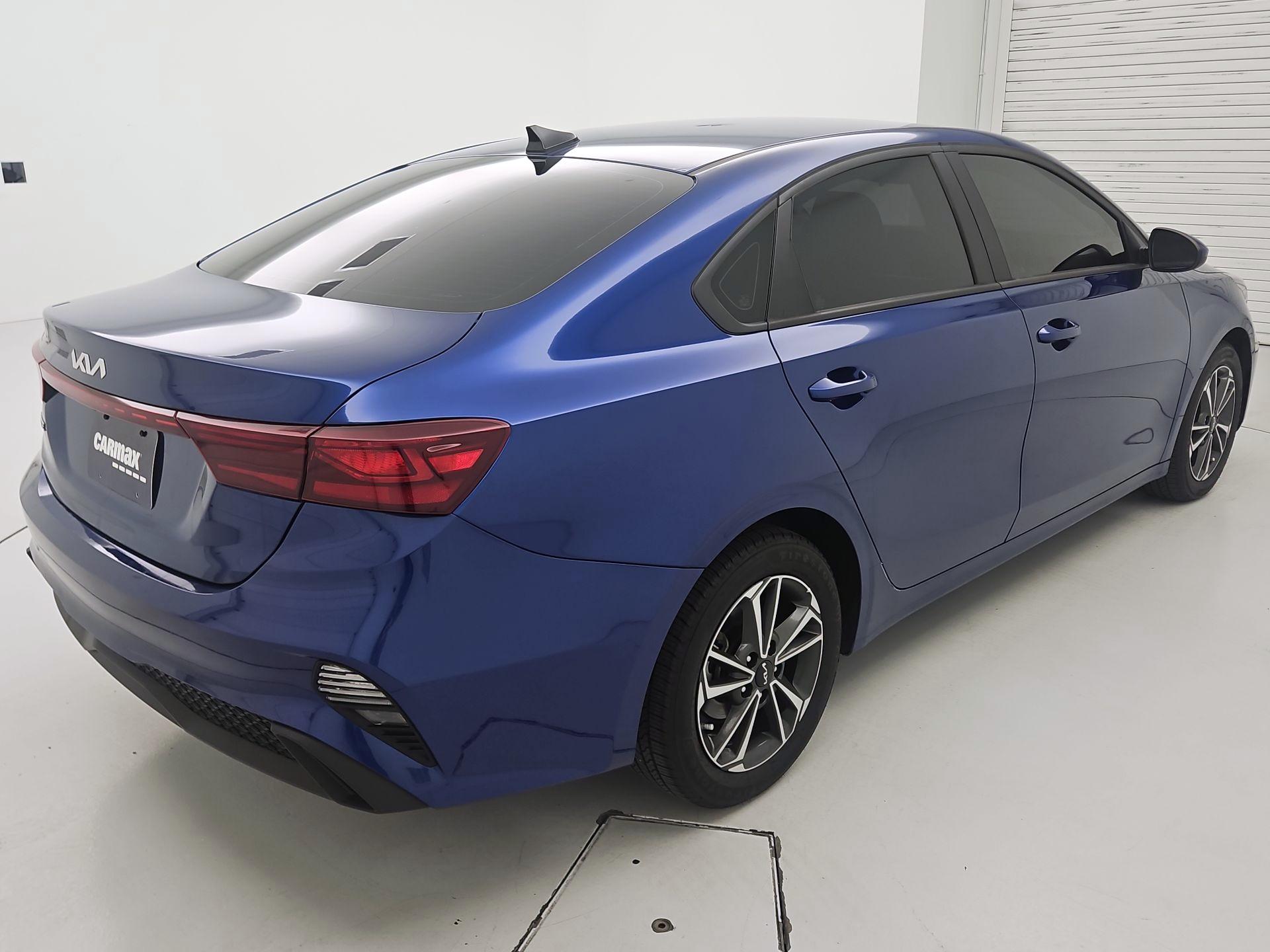 Thumbnail: 2024 Kia Forte - 5