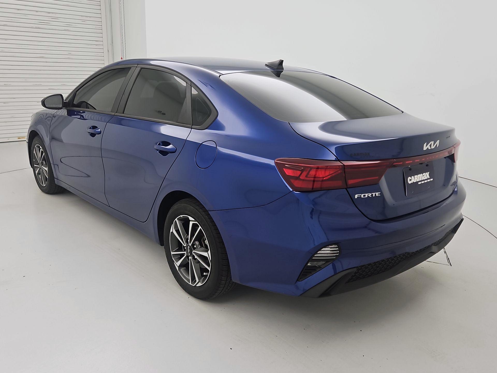 Thumbnail: 2024 Kia Forte - 7