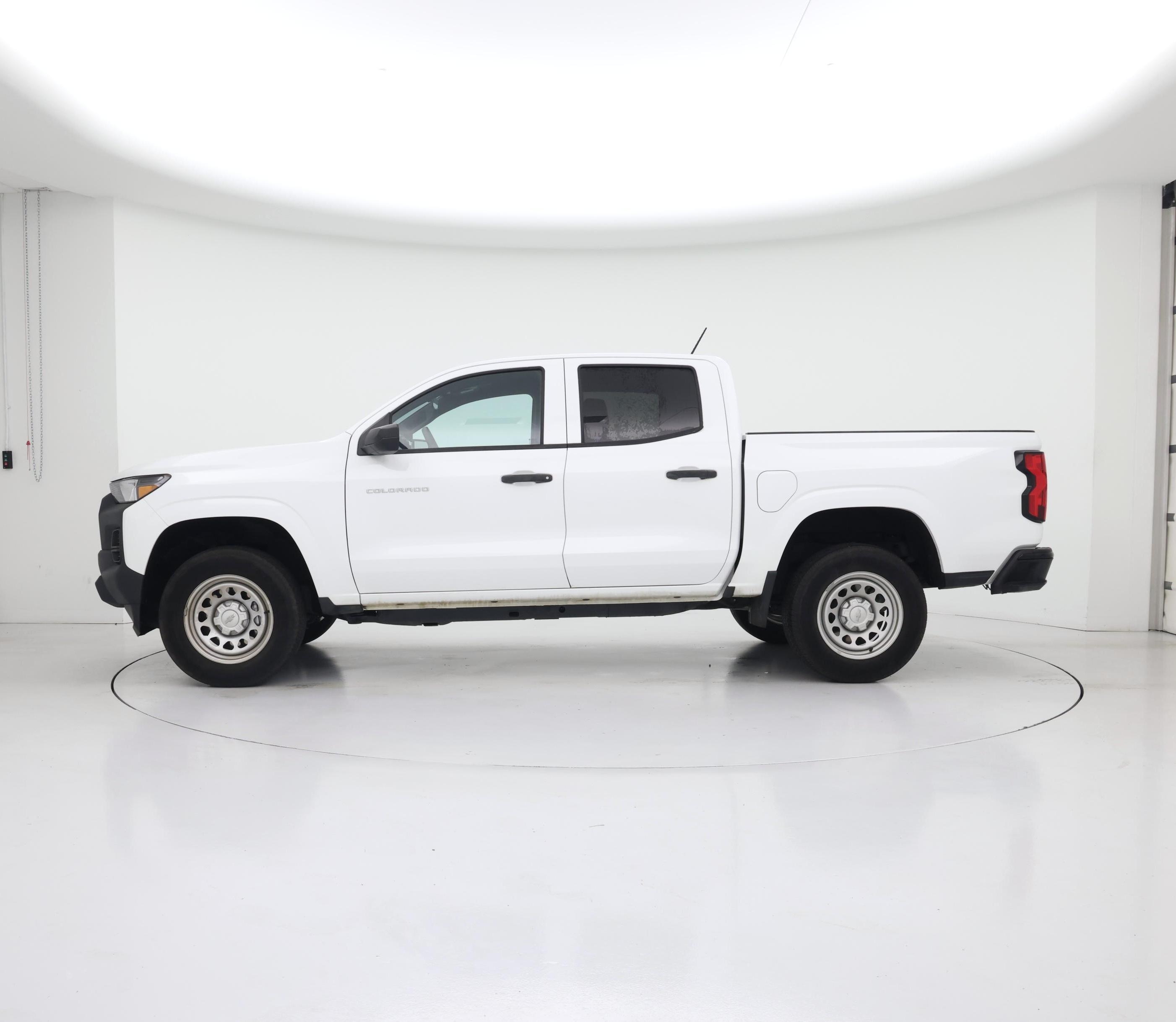 Thumbnail: 2023 Chevrolet Colorado - 3