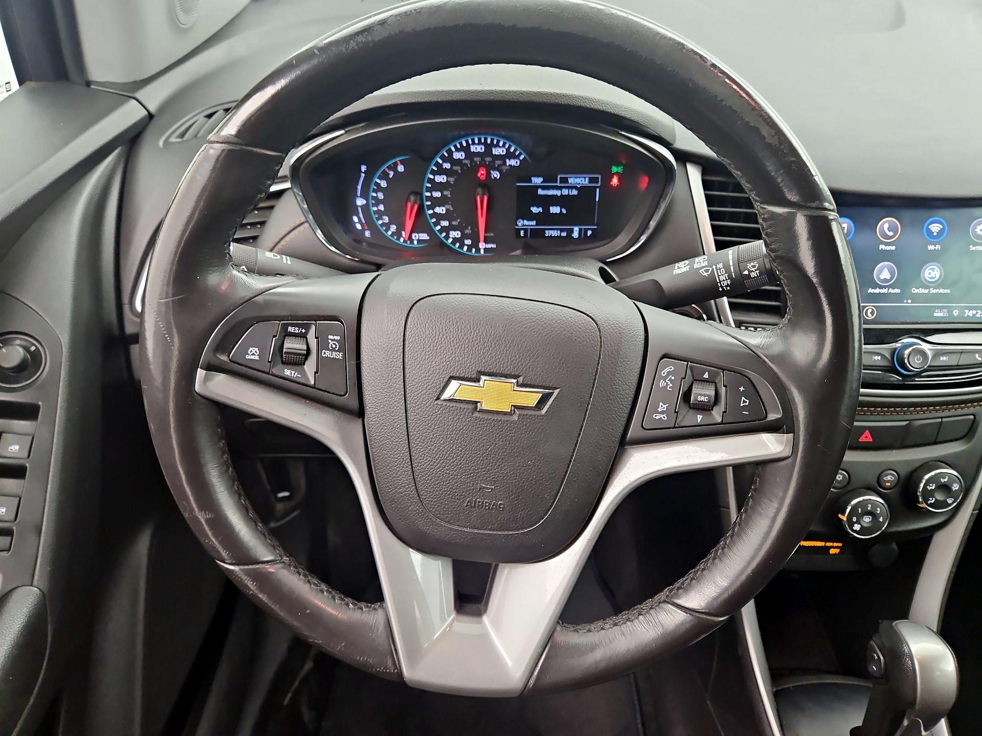 Thumbnail: 2022 Chevrolet Trax - 10