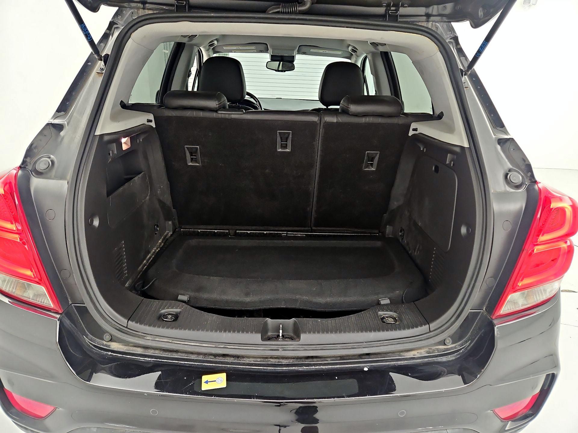 Thumbnail: 2022 Chevrolet Trax - 20