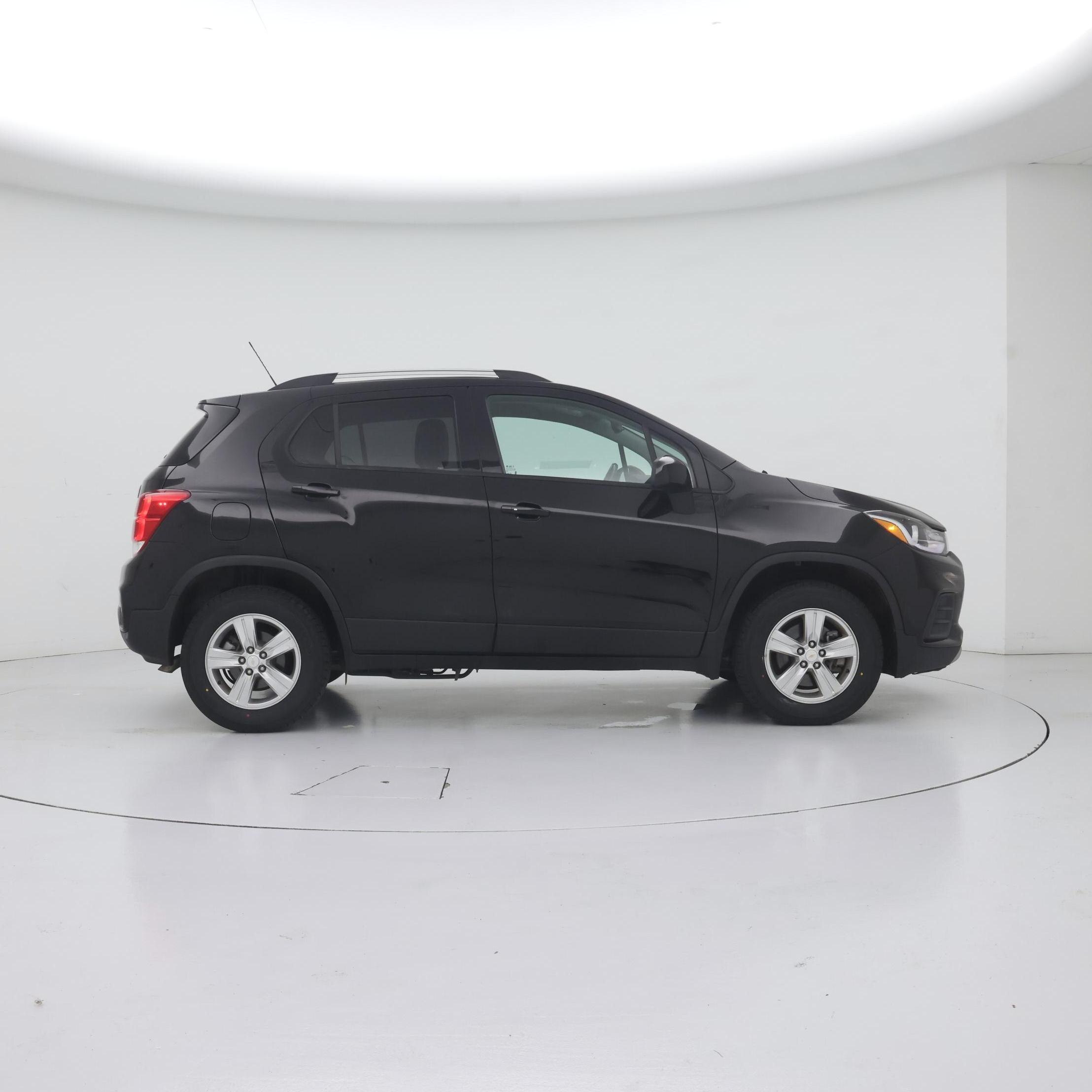 Thumbnail: 2022 Chevrolet Trax - 7