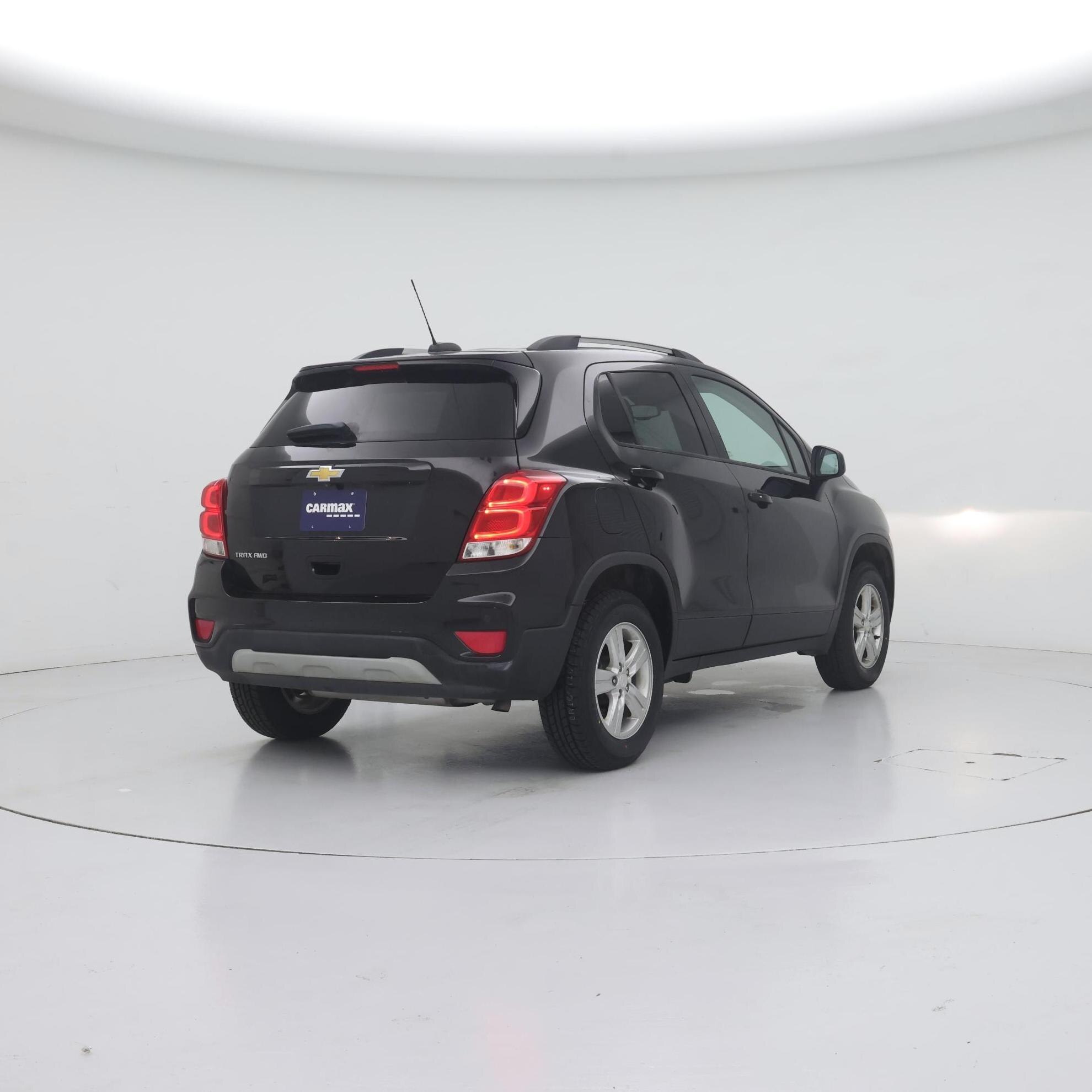 Thumbnail: 2022 Chevrolet Trax - 8
