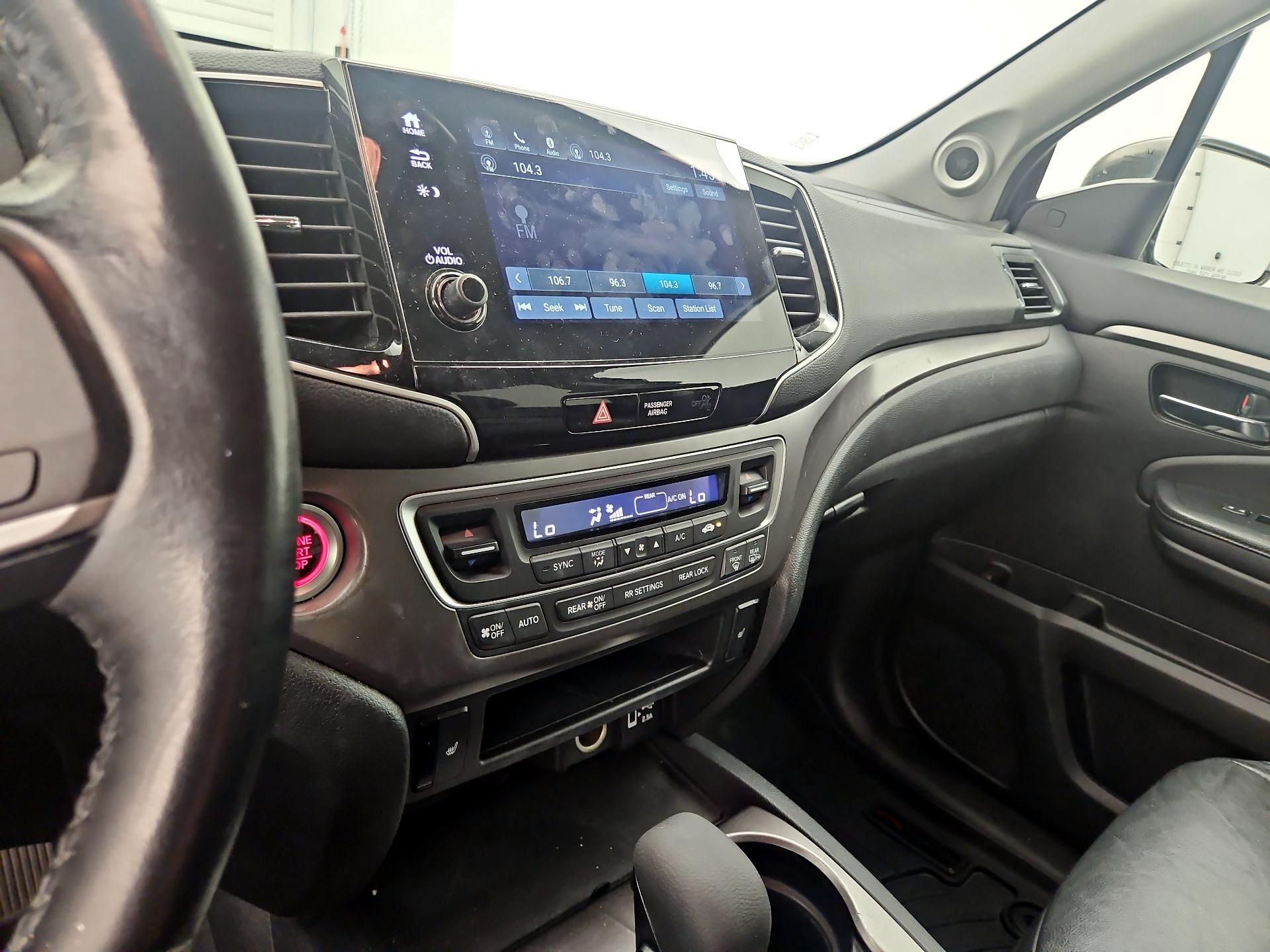 Thumbnail: 2020 Honda Pilot - 15