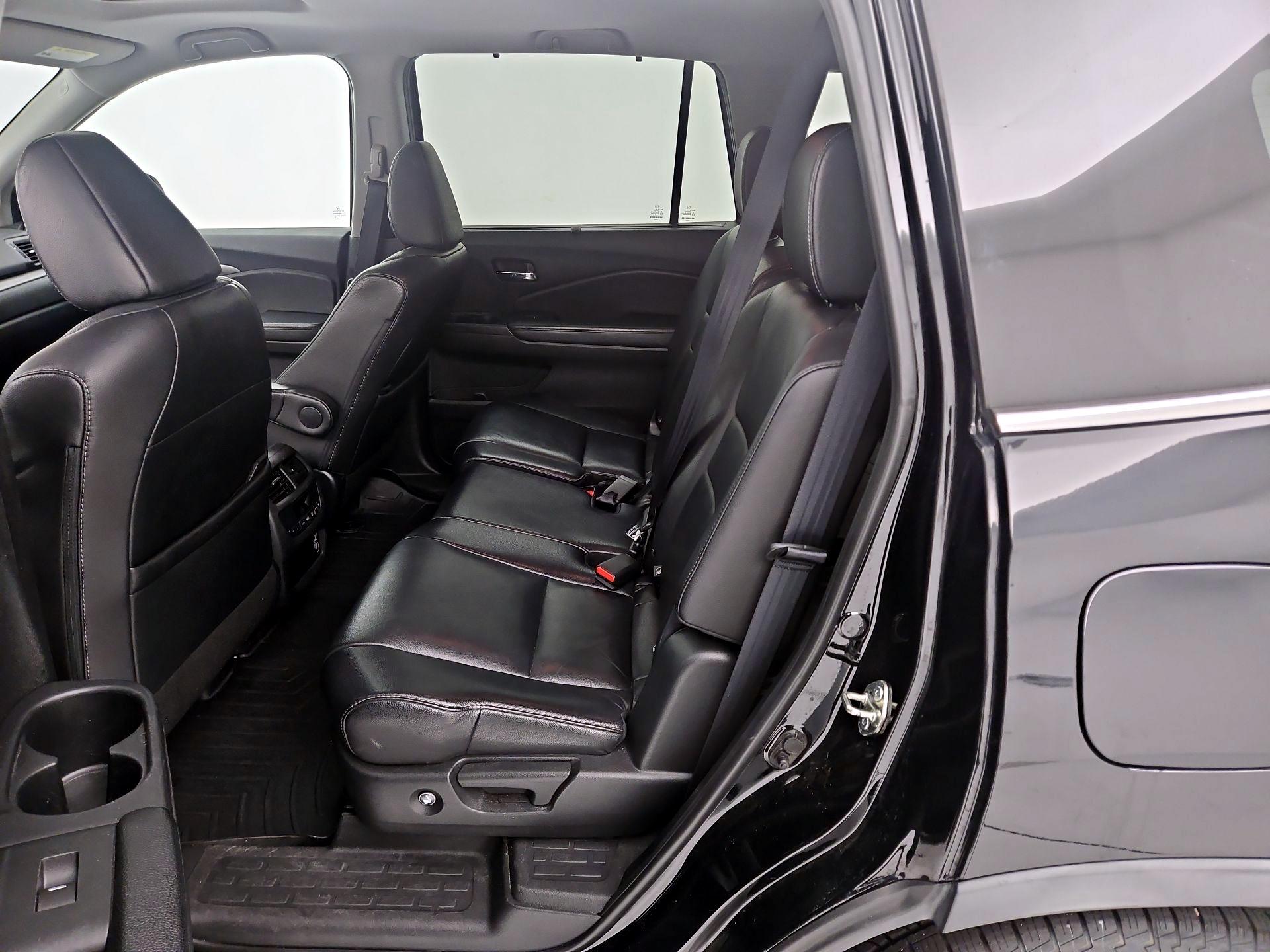Thumbnail: 2020 Honda Pilot - 20