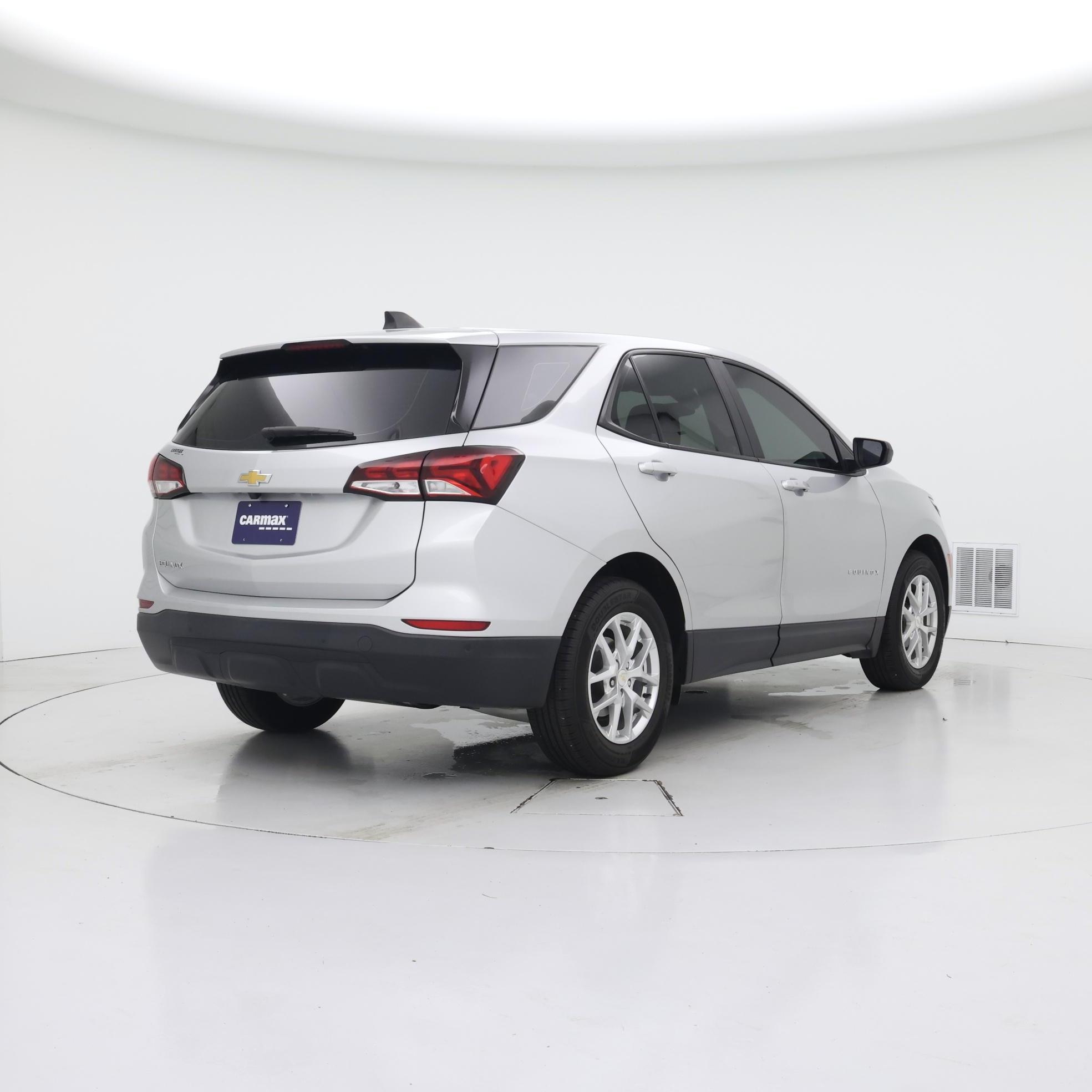 Thumbnail: 2022 Chevrolet Equinox - 8