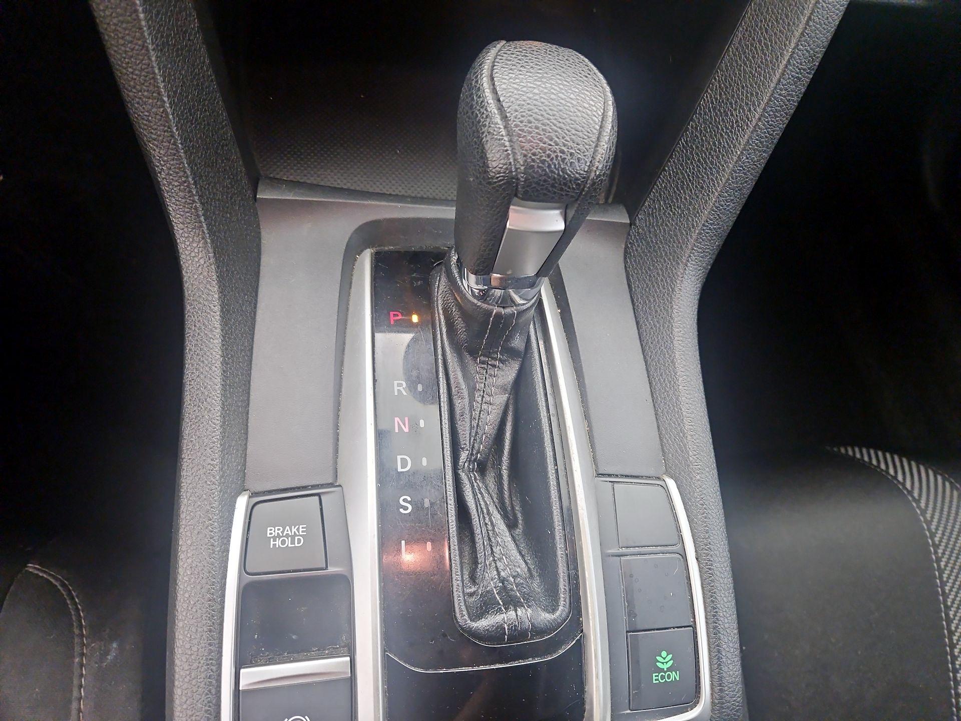 Thumbnail: 2016 Honda Civic - 17