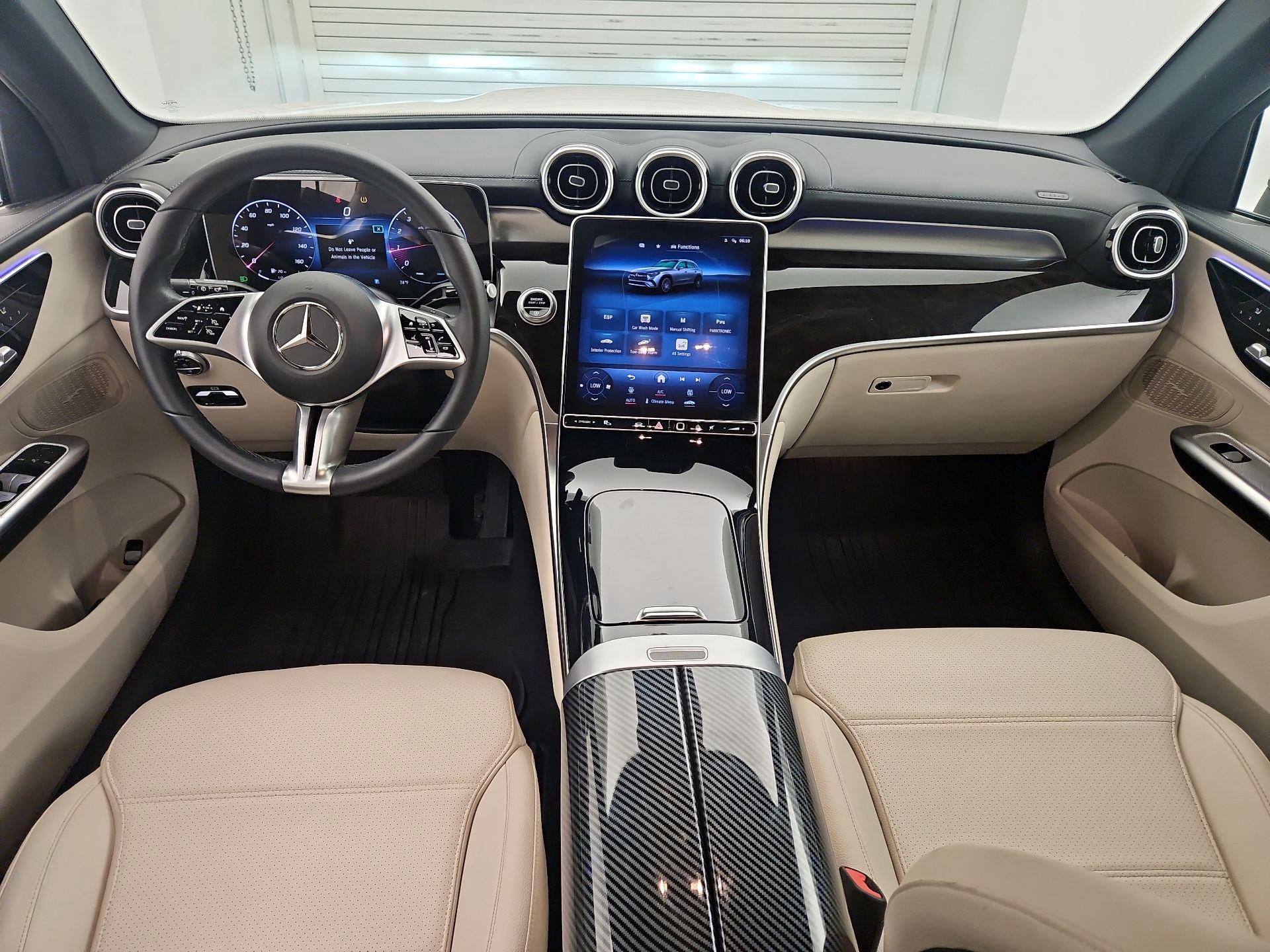 Thumbnail: 2023 Mercedes-Benz GLC - 9