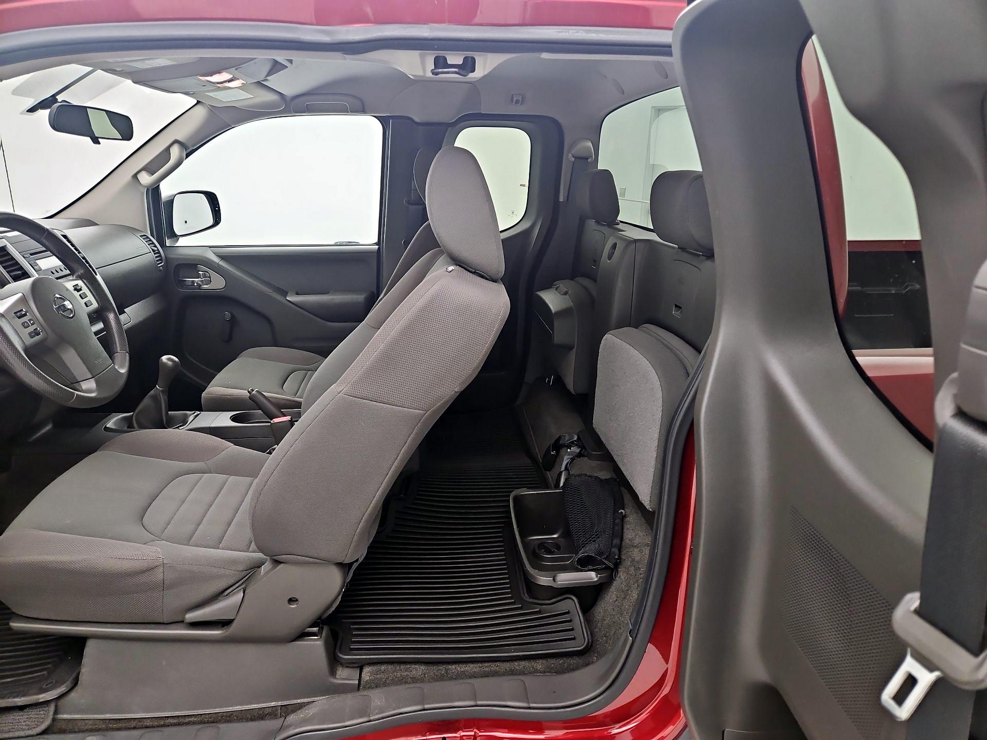 Thumbnail: 2016 Nissan Frontier - 18